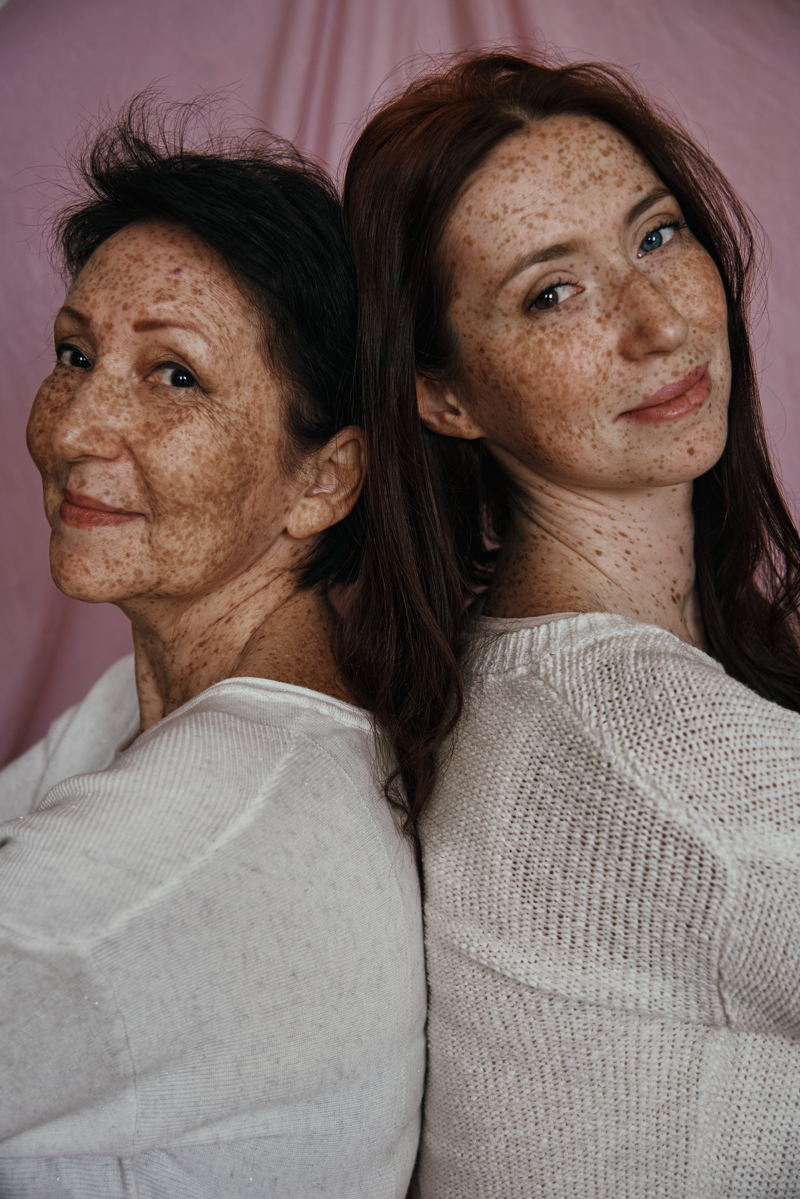 Тёплая домашняя фотосессия с мамой и детьми. Фотограф Алматы Ольга Photodooshy