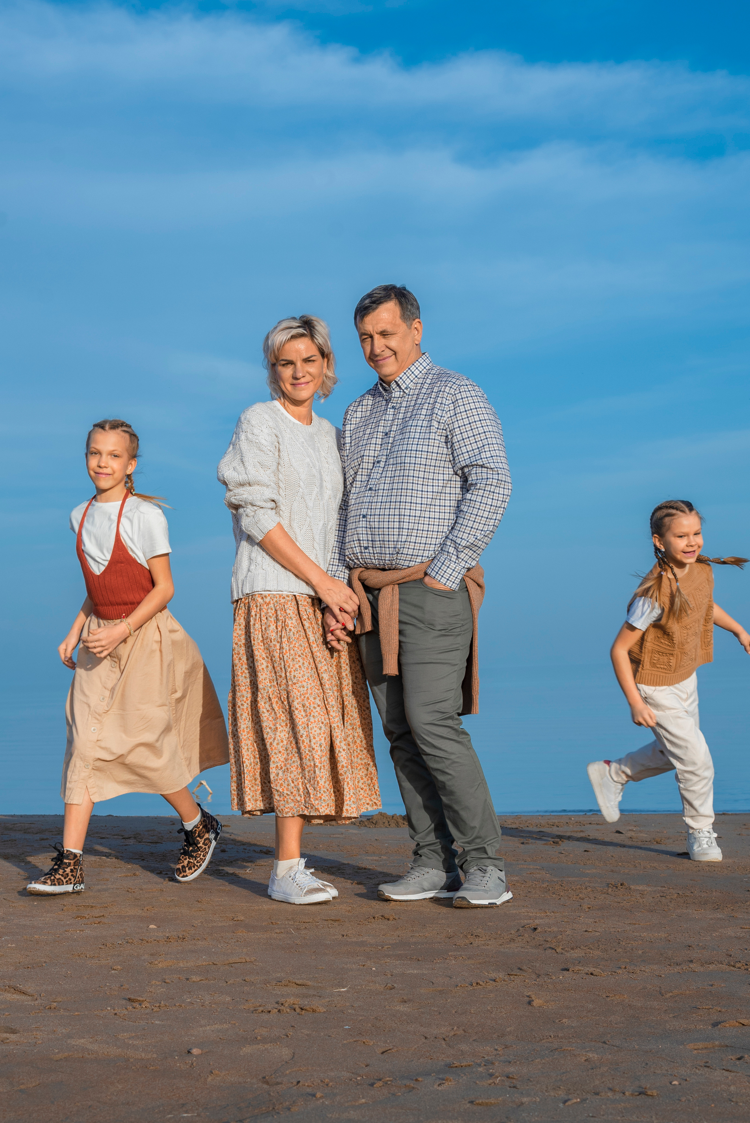 Семейная съемка на пляже. Фотограф Алматы Ольга Photodooshy