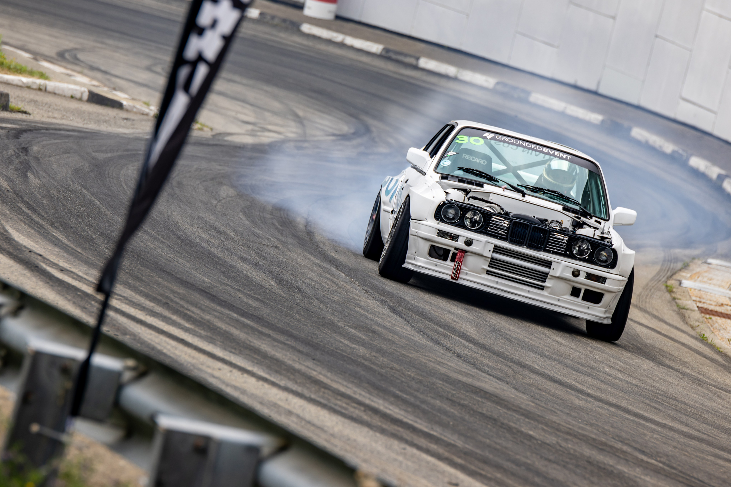 Grounded event. Репортажная, студийная, свадебная, автоспорт, коммерческая, фотосессия: Фотографы Николай и Елена DvoTar