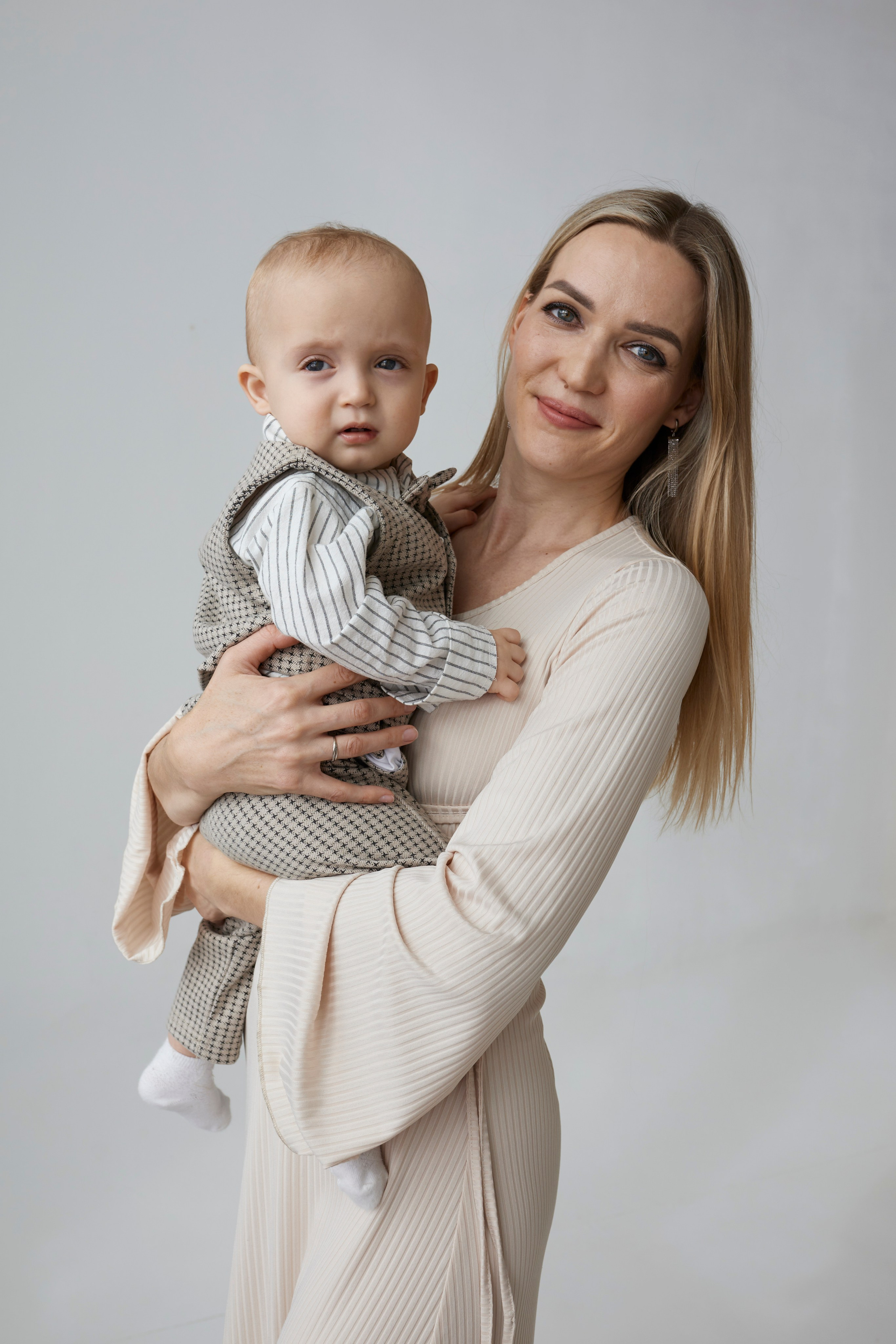 Годик в кругу семьи. Фотограф Владивосток, семейные и индивидуальные съемки