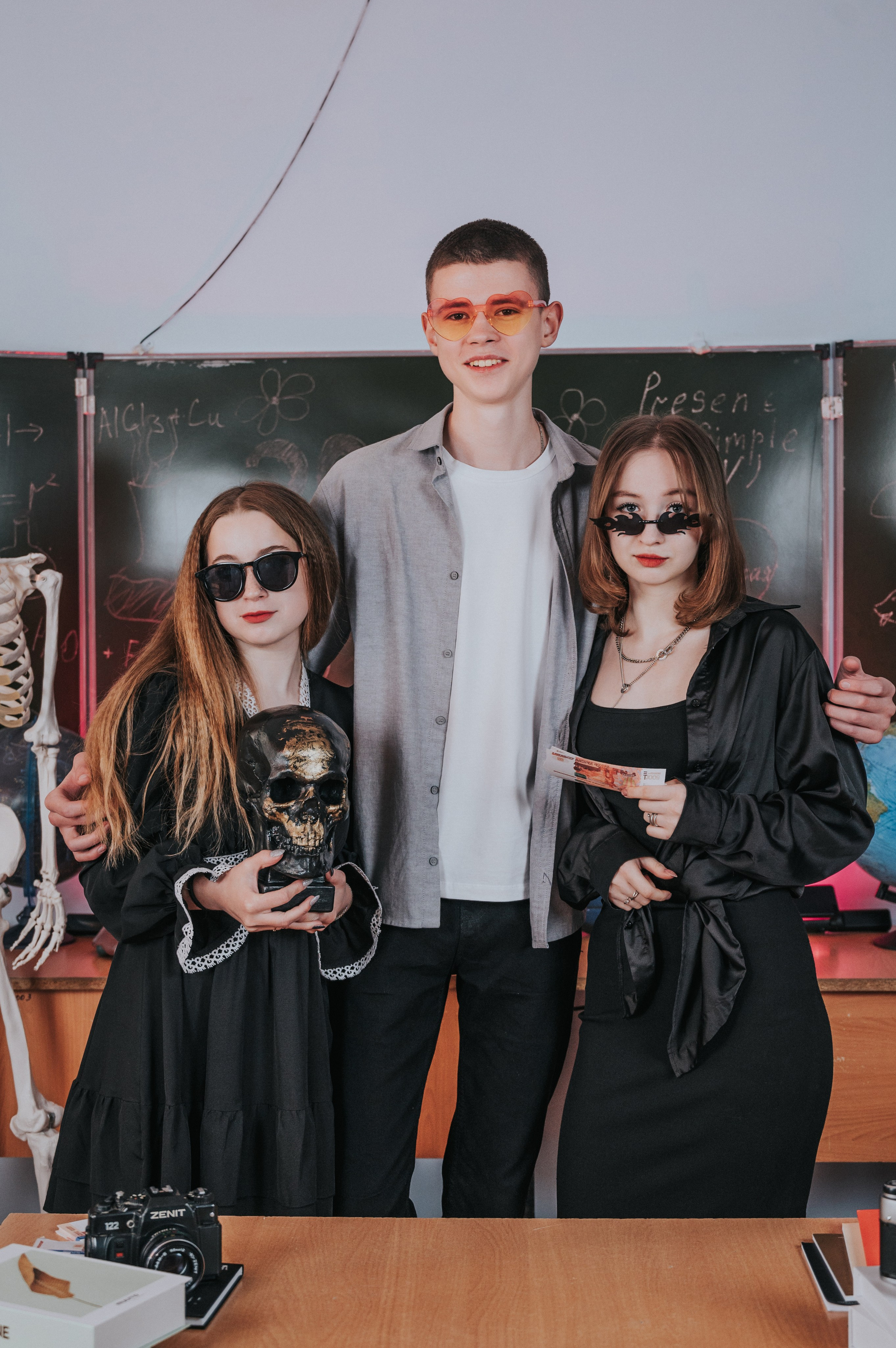 В школе. Выпускные альбомы и Школьный фотограф в Алексеевке, Бирюче, Красном