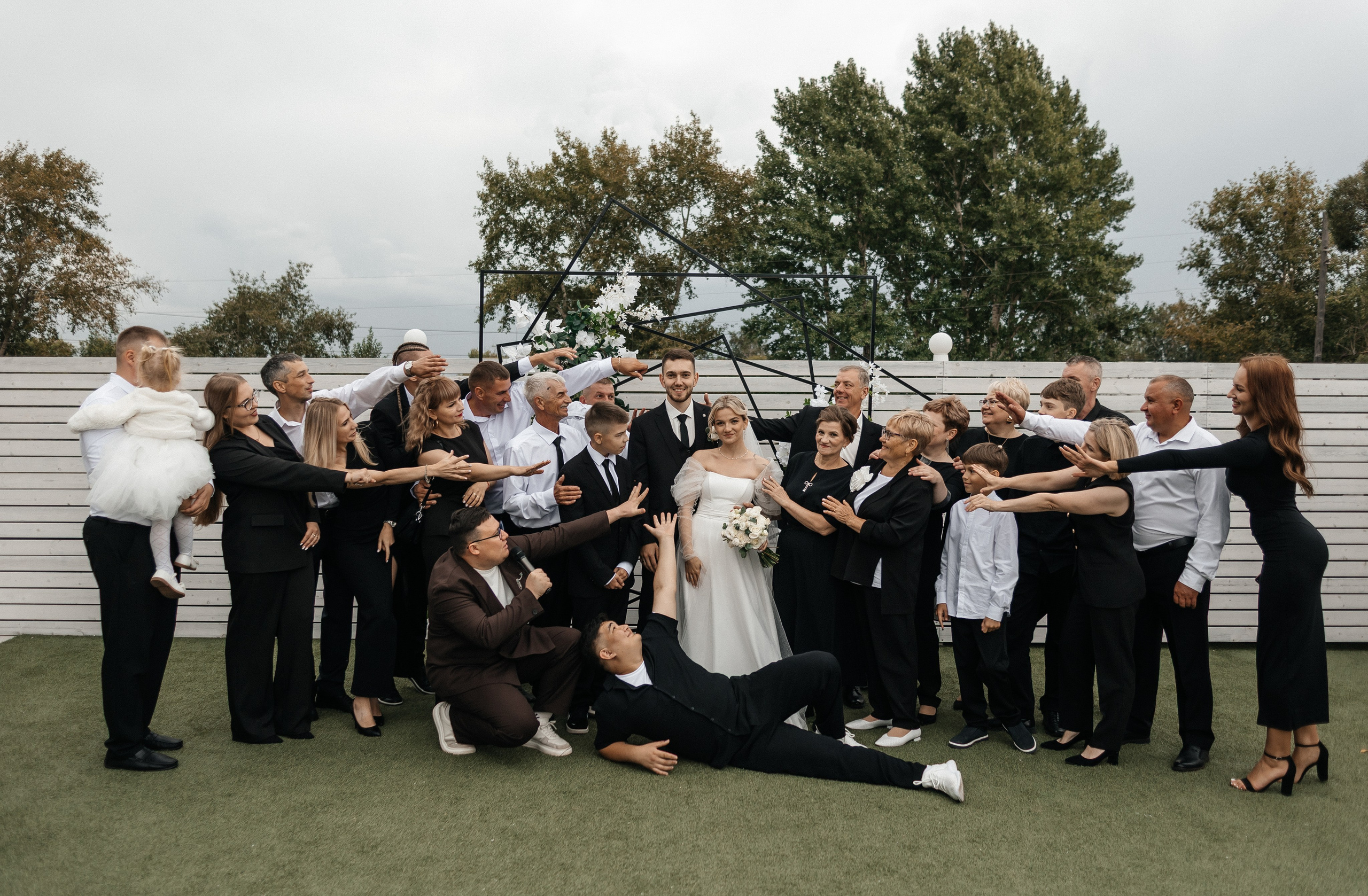 Даниил & Кристина | 20.08.25. Свадебный и семейный фотограф в Омске Евгения Хакимова