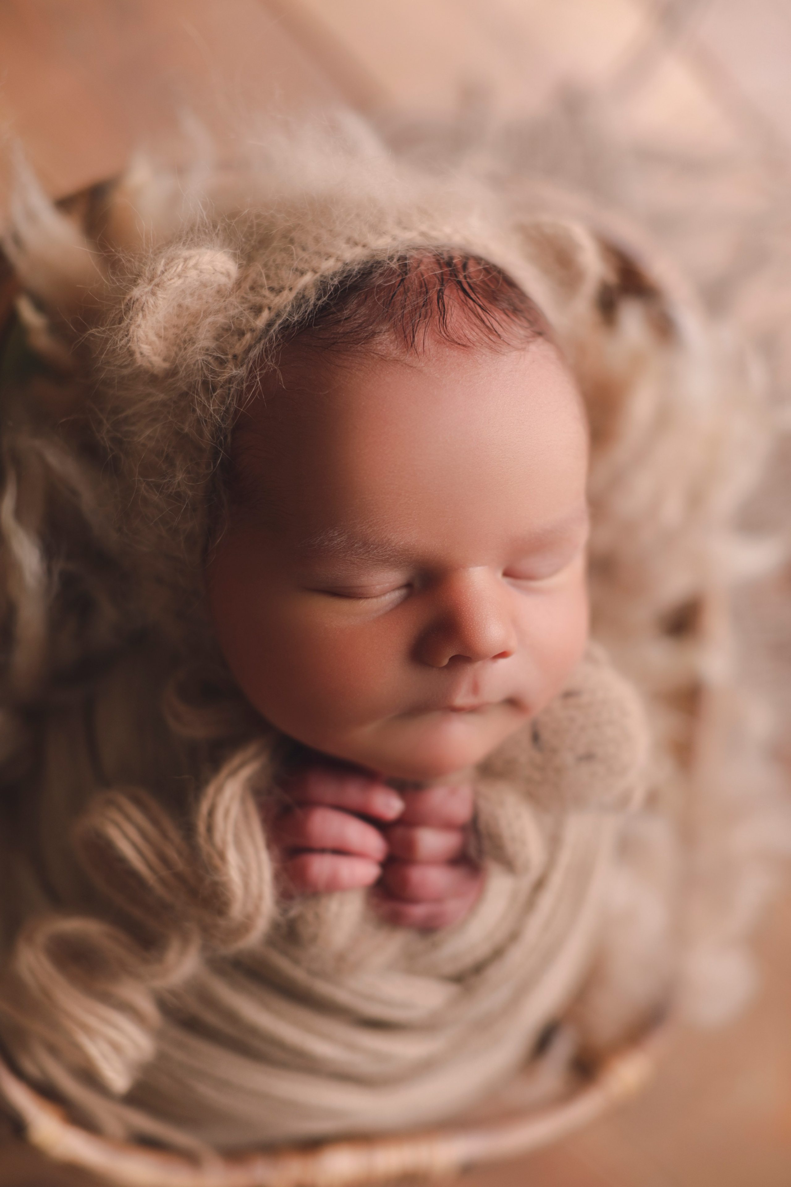 Новорожденные. Художественная фотография