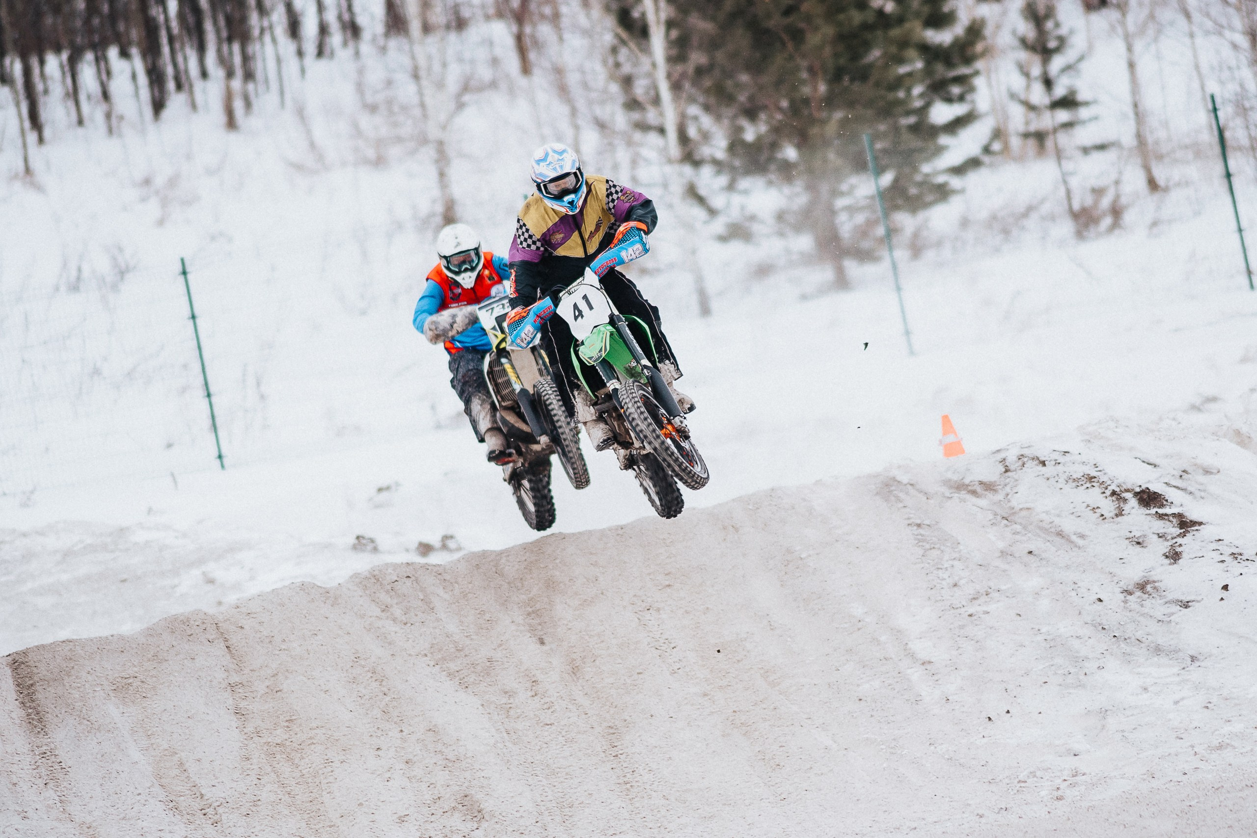 29.12.2024 — Праздничная тренировка на мотоциклетной трассе Люскус. Репортажный фотограф в Кемерово