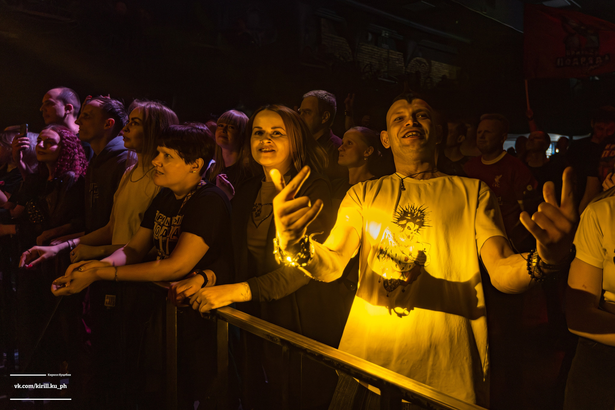 Концерт группы Бригадный подряд в клубе Нирвана, Екатеринбург. Репортажный фотограф Екатеринбург | Яркий, качественный репортаж | Концерты, клубы, репортаж, праздники, корпоративы