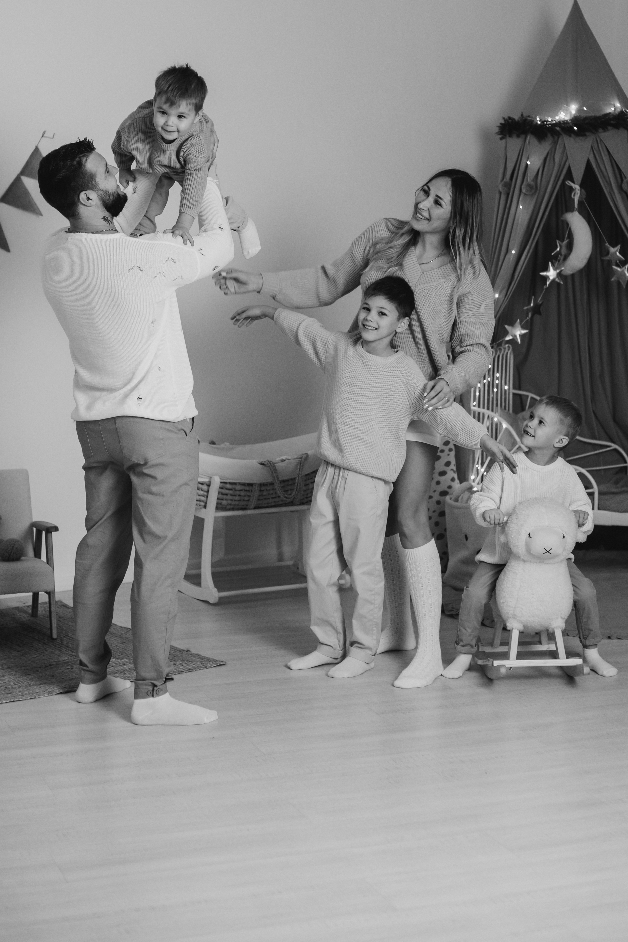 Семейная фотосессия. Фотостудия «Лайм». Фотограф Мария Новоселова. Сургут