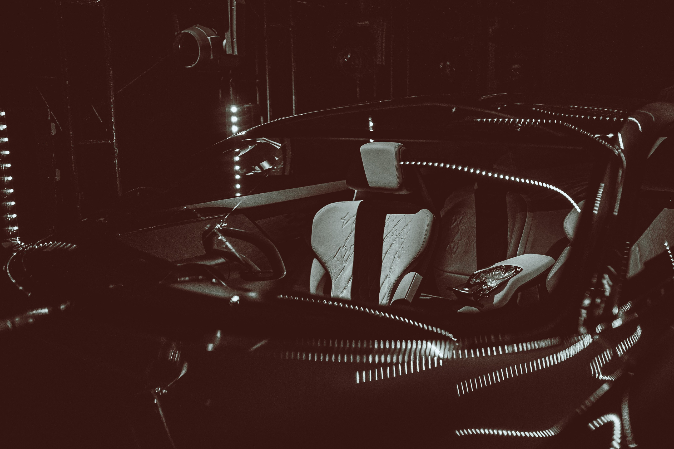 Премьера Bentley100EXP, Кру Великобритания. Репортажный фотограф Андрей Бузин