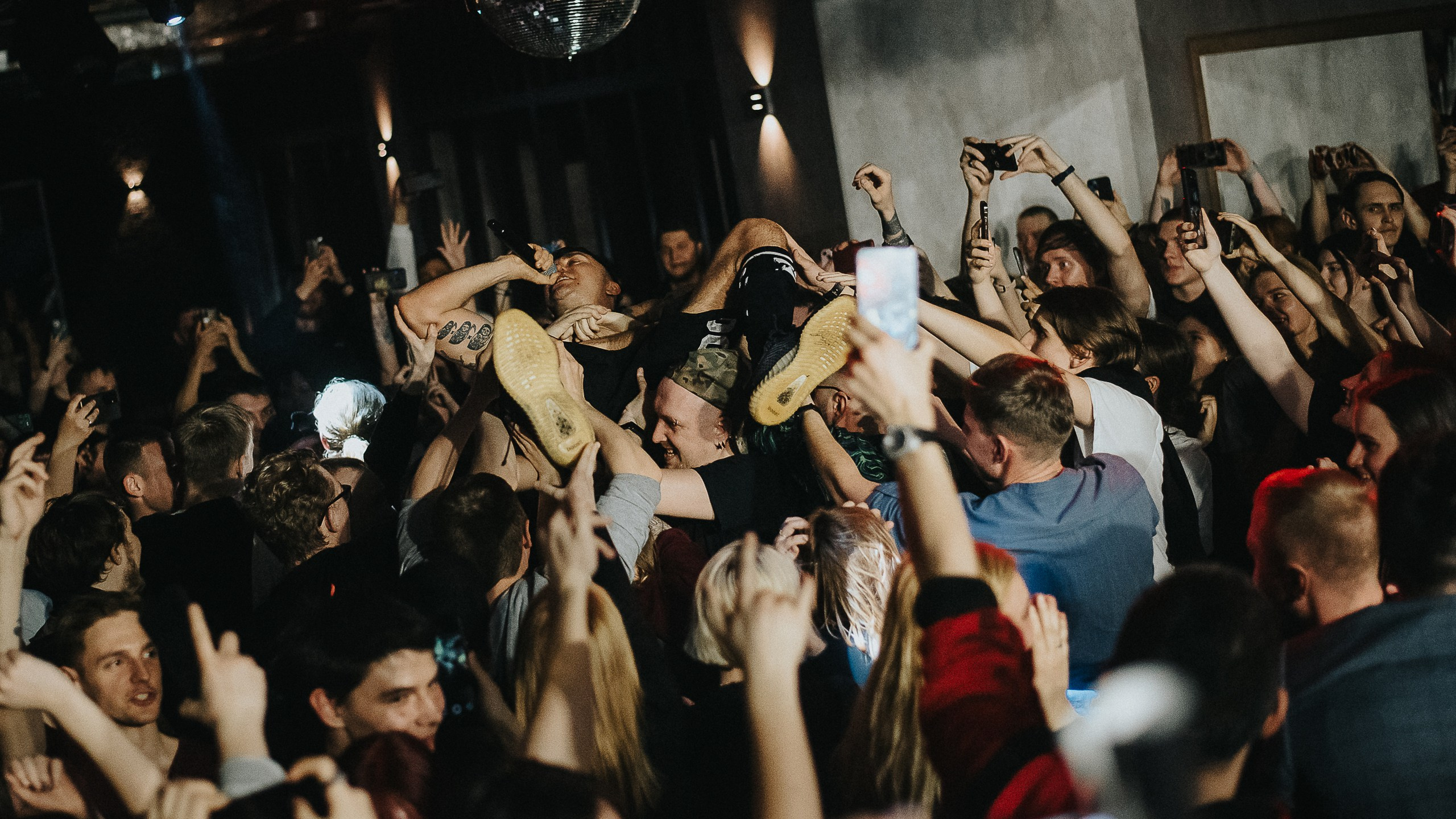 Гарри Топор и Тони Раут 2024. Репортажный фотограф в Кемерово