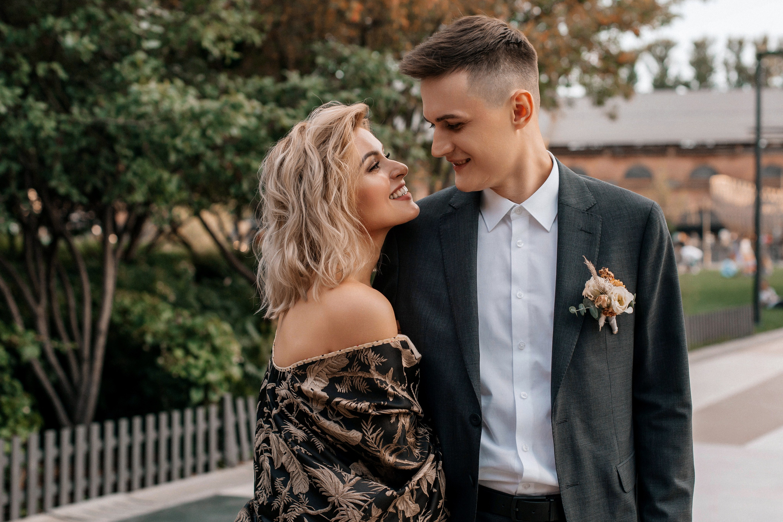 Свадьба для двоих с прогулкой в Выборге. Свадебный фотограф в Санкт-Петербурге Вика Стукачева