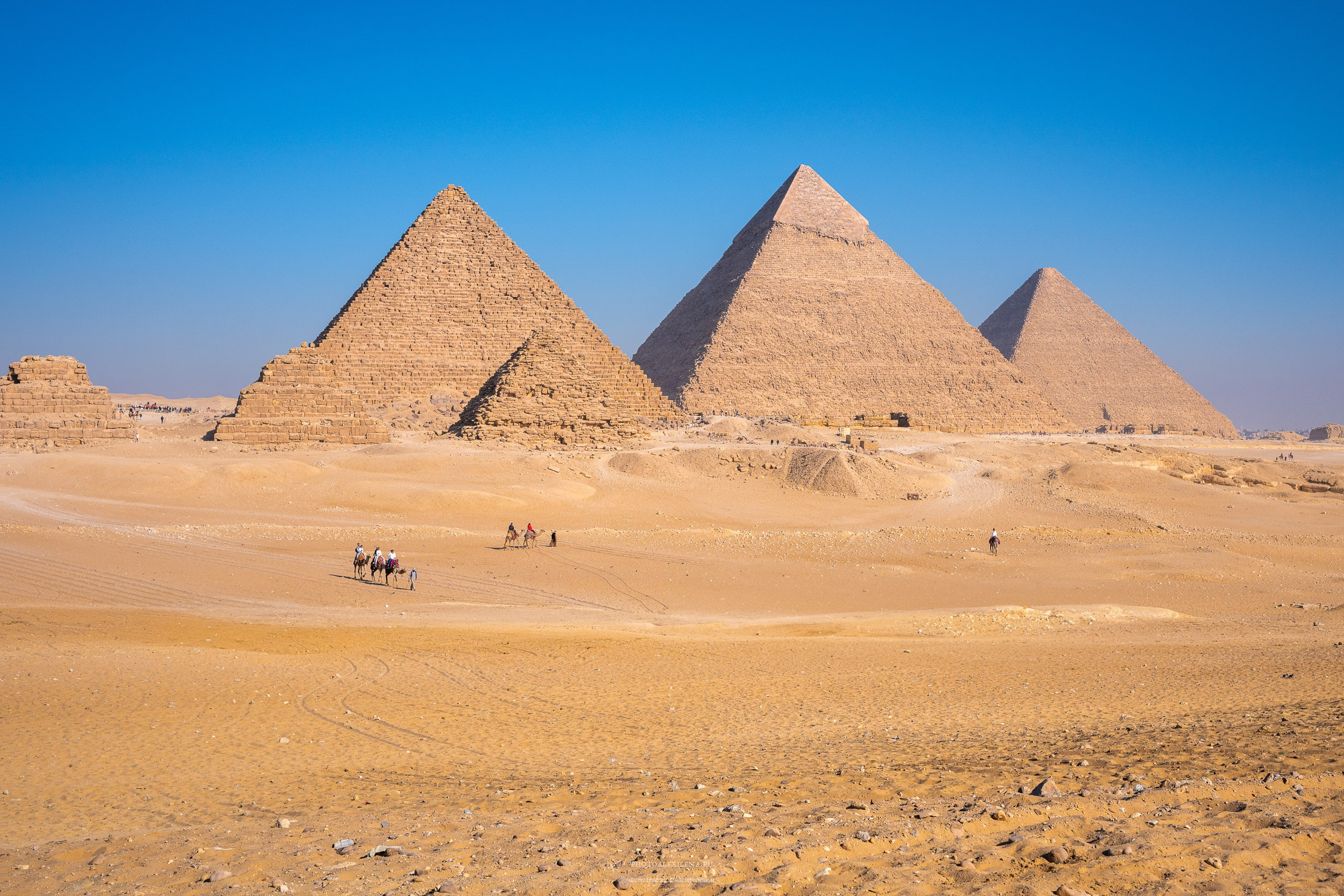 Пирамиды Микерина, Хефрена и Хеопса