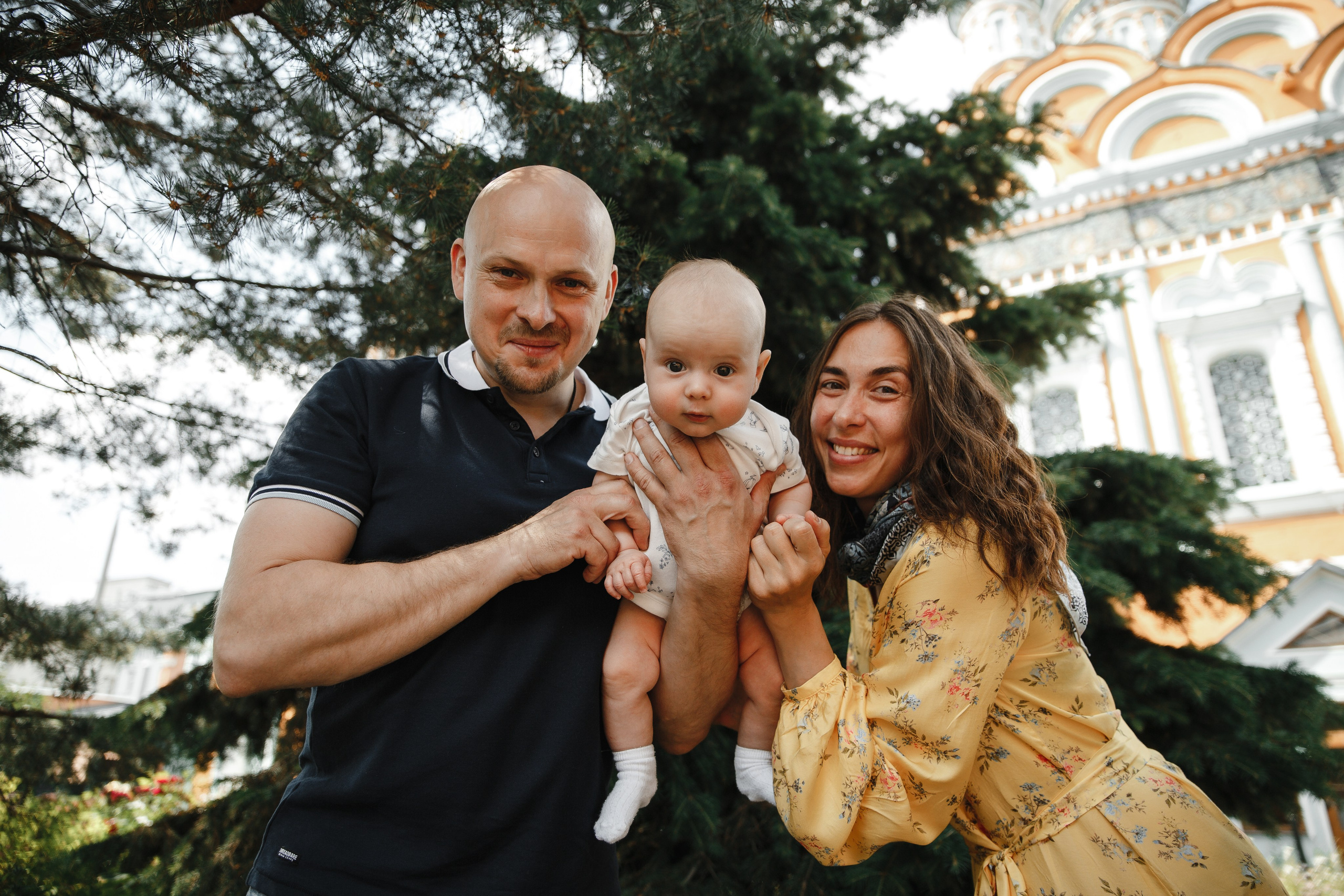 Крещение в Храме Григория Неокесарийского на Б. Полянке в Москве. Фотограф на Крещение Москва