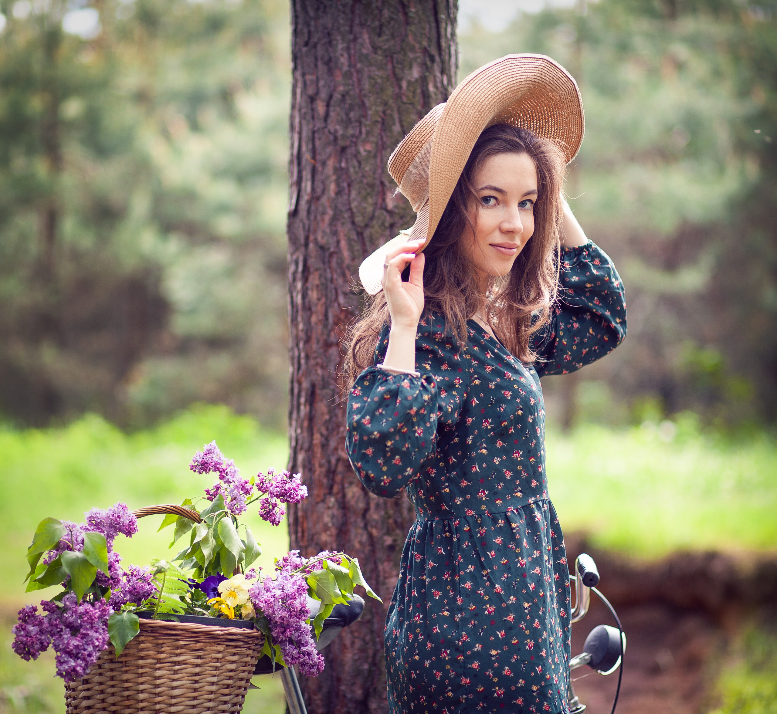 Маша с велосипедом. Фотограф Мария Кольцова