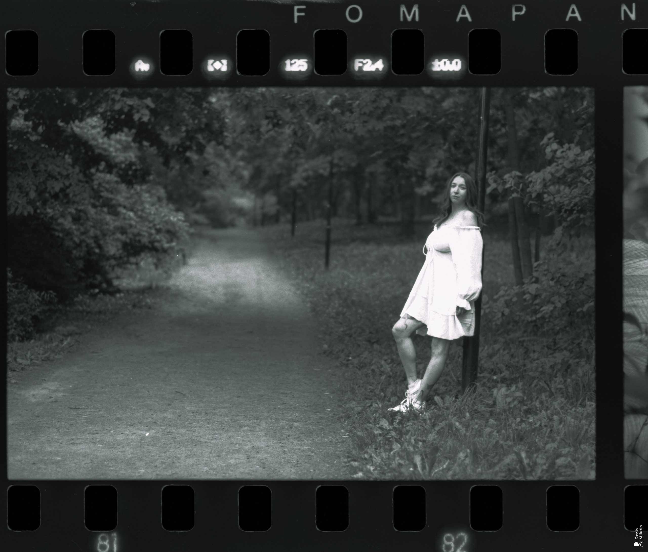Ксюша 36 (фотосессия на плёнку). Портретный фотограф Денис Милютин
