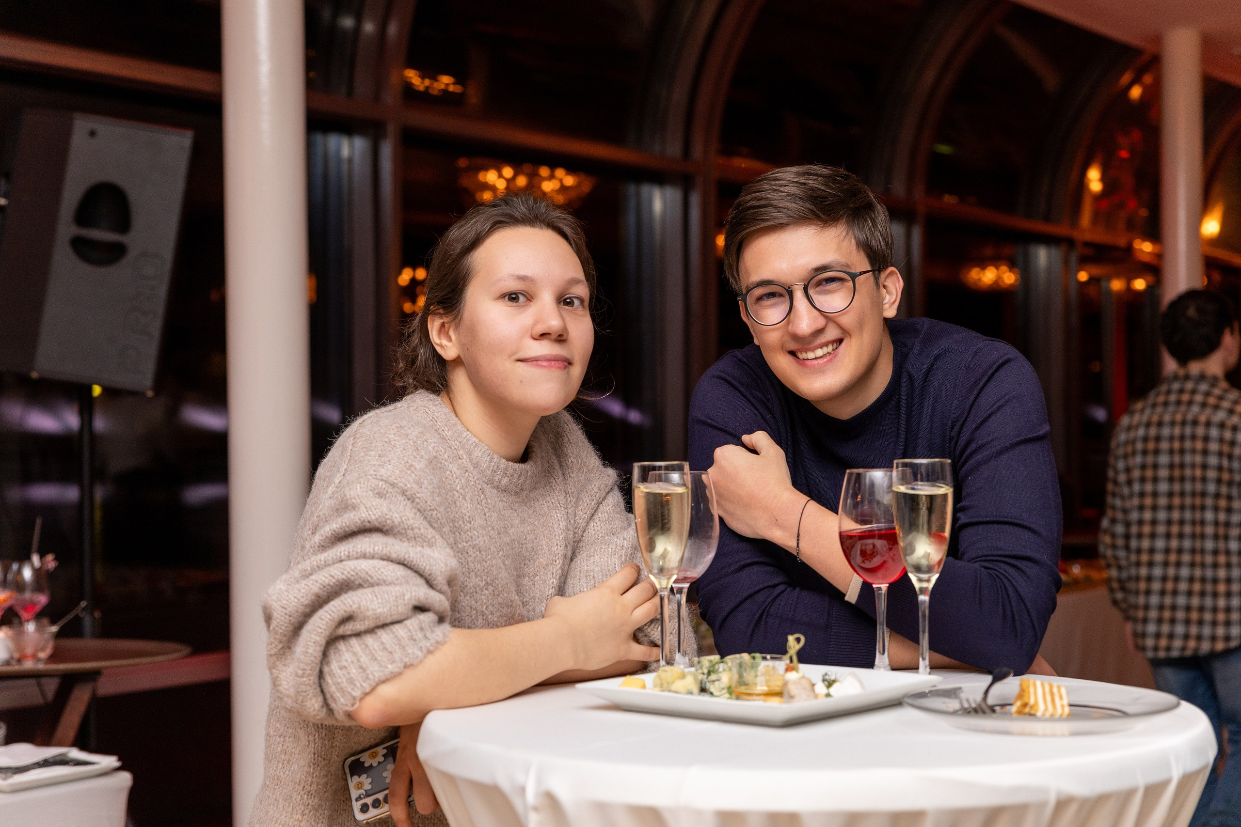 Корпортитв на теплоходе. Фотограф в Москве Десятова Ксения