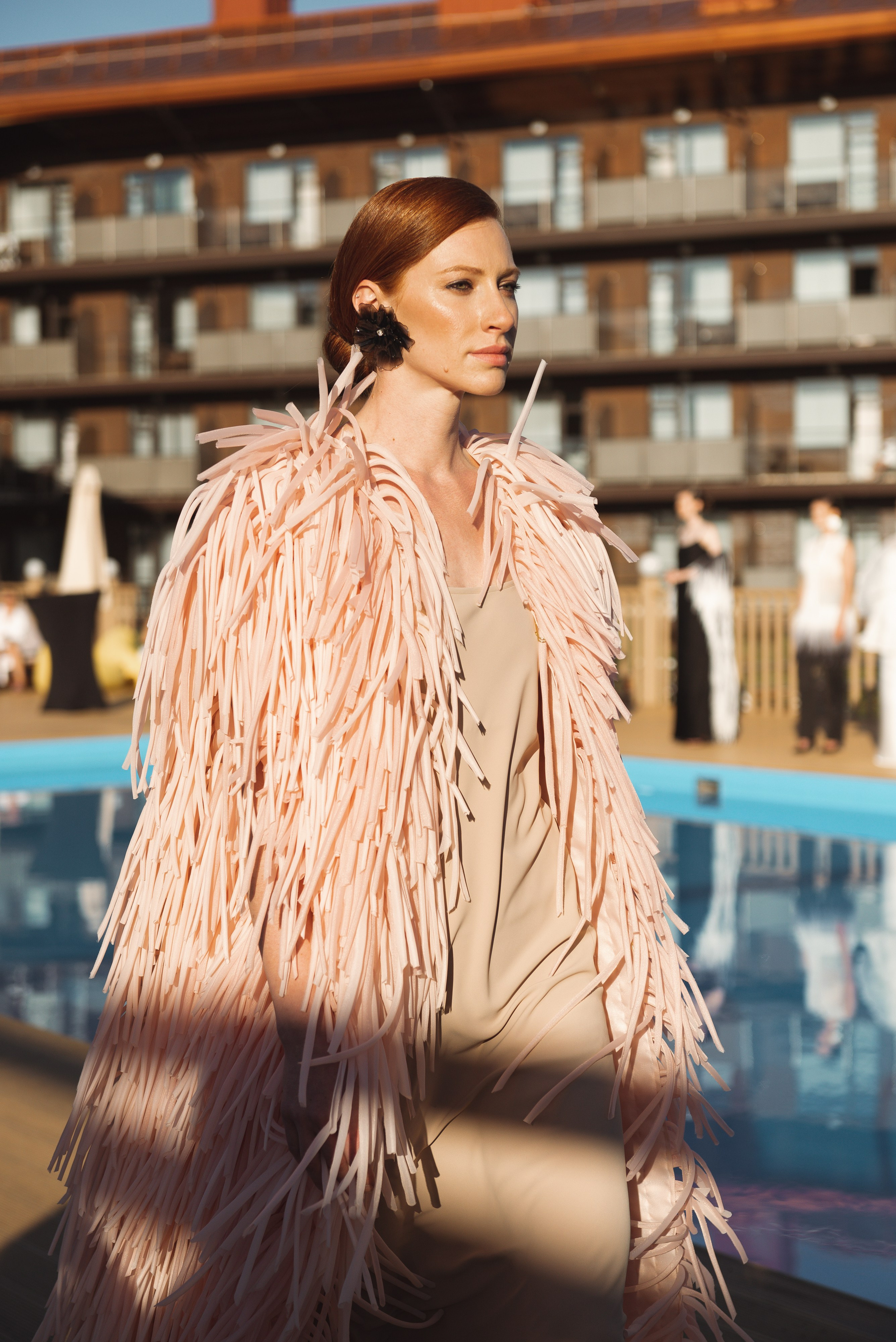 Фестиваль «Широта» и показ в «Азимут» Переславль-Залесский. Фотограф Москва Настя Профотовна. Репортажные, свадебные и контент фотосессии