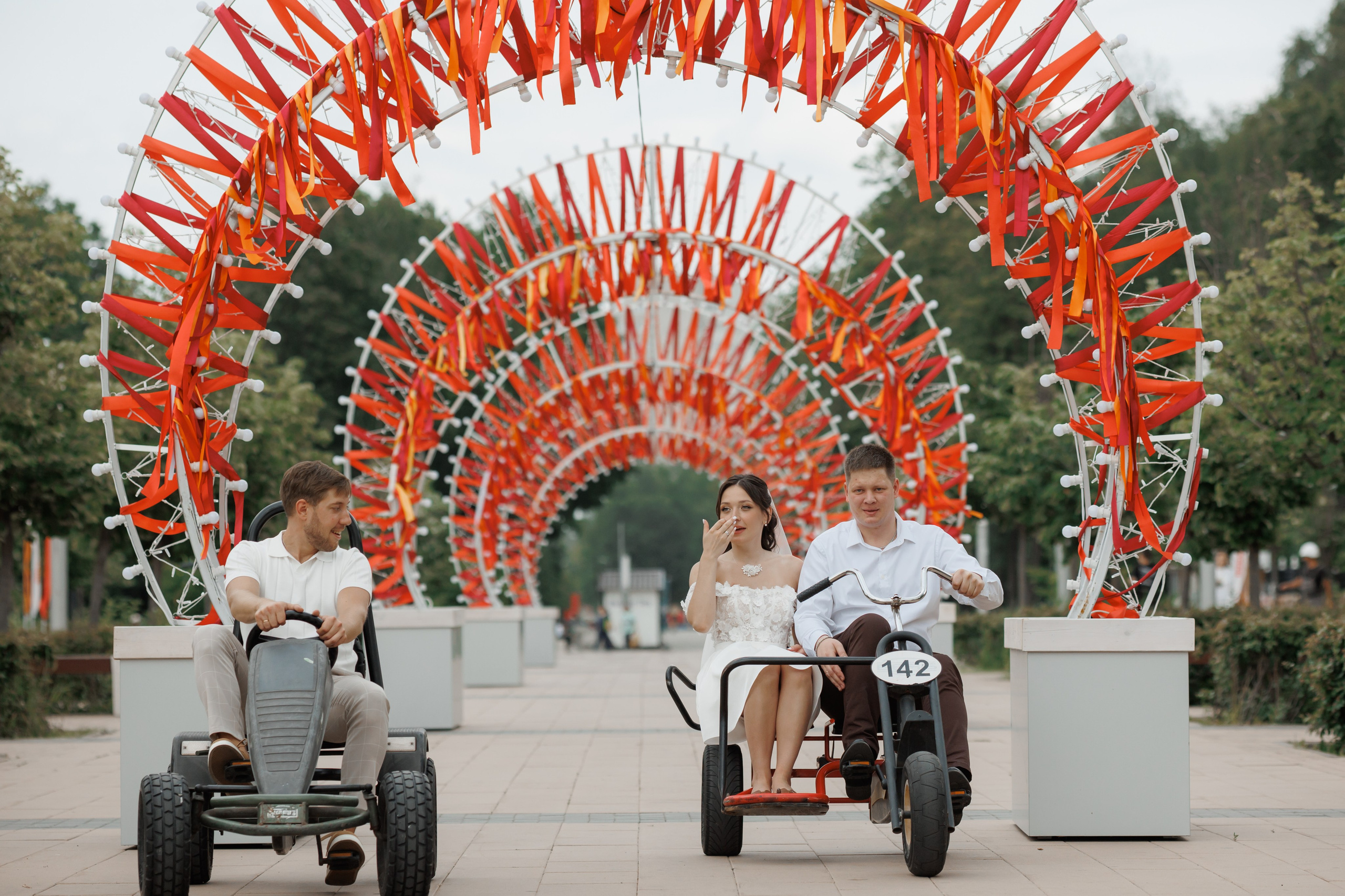 Дворянское гнездо, ЗАГС г. Королев, банкет в Аркобалено (Villa Arkobaleno). Свадебный и репортажный фотограф (Москва, Королев и другие)