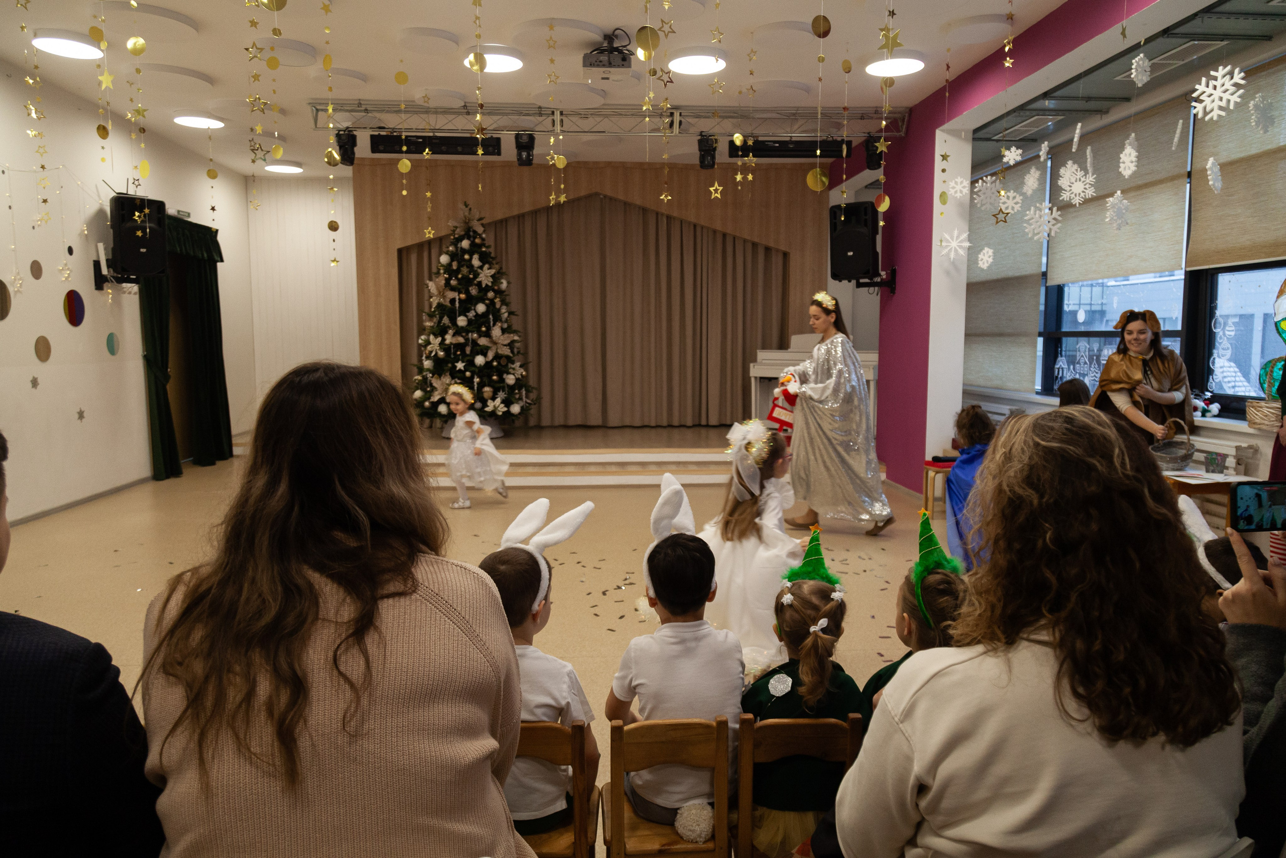 Новогодний утренник. 17.12.24. Профессиональное фото в Казани: от идеи до результата. Фотограф Яна Мур