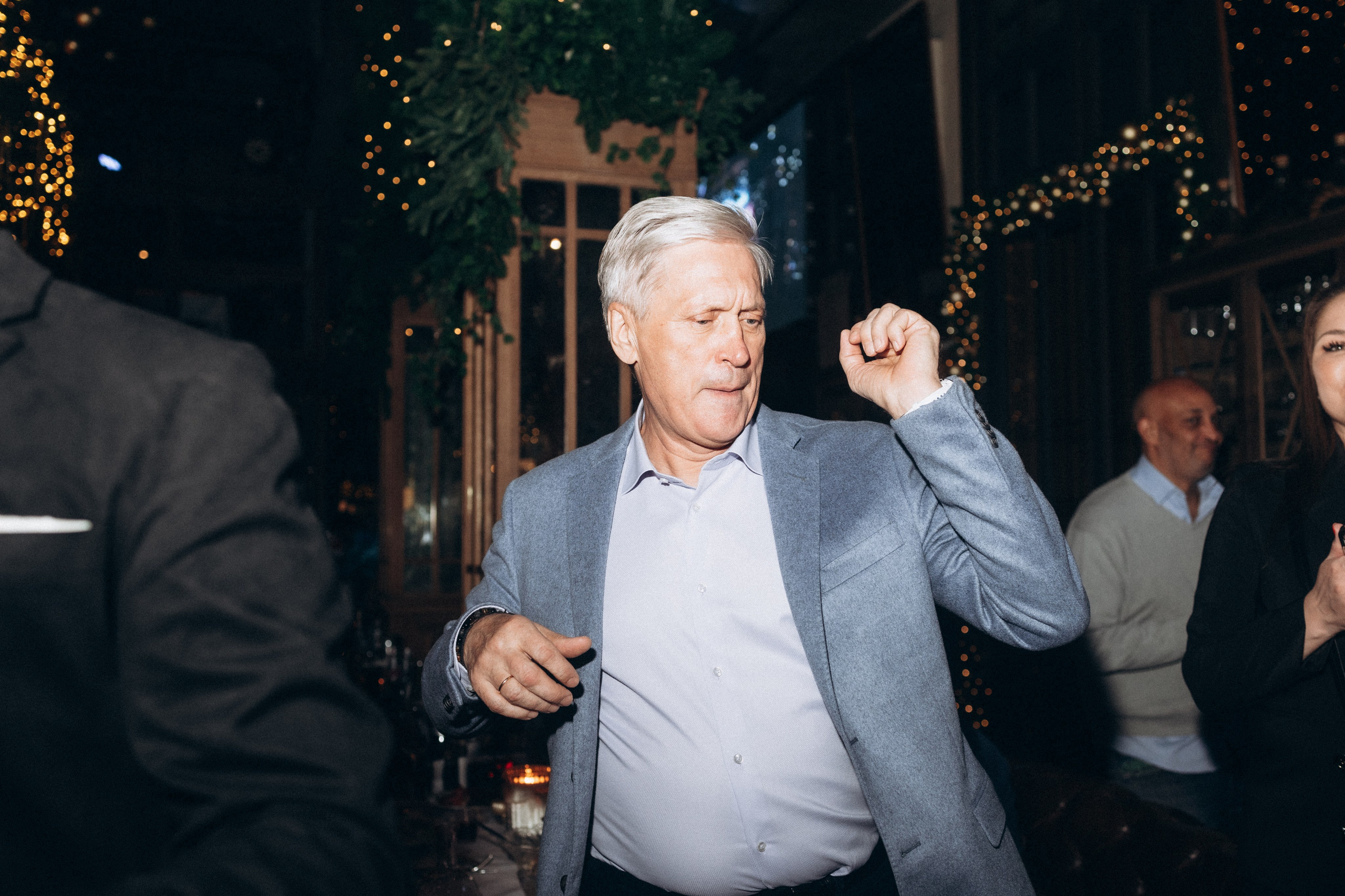 Новогодний корпоратив ресторан Рибай. Фотограф Артем Бросов в Санкт-Петербурге и Дубае