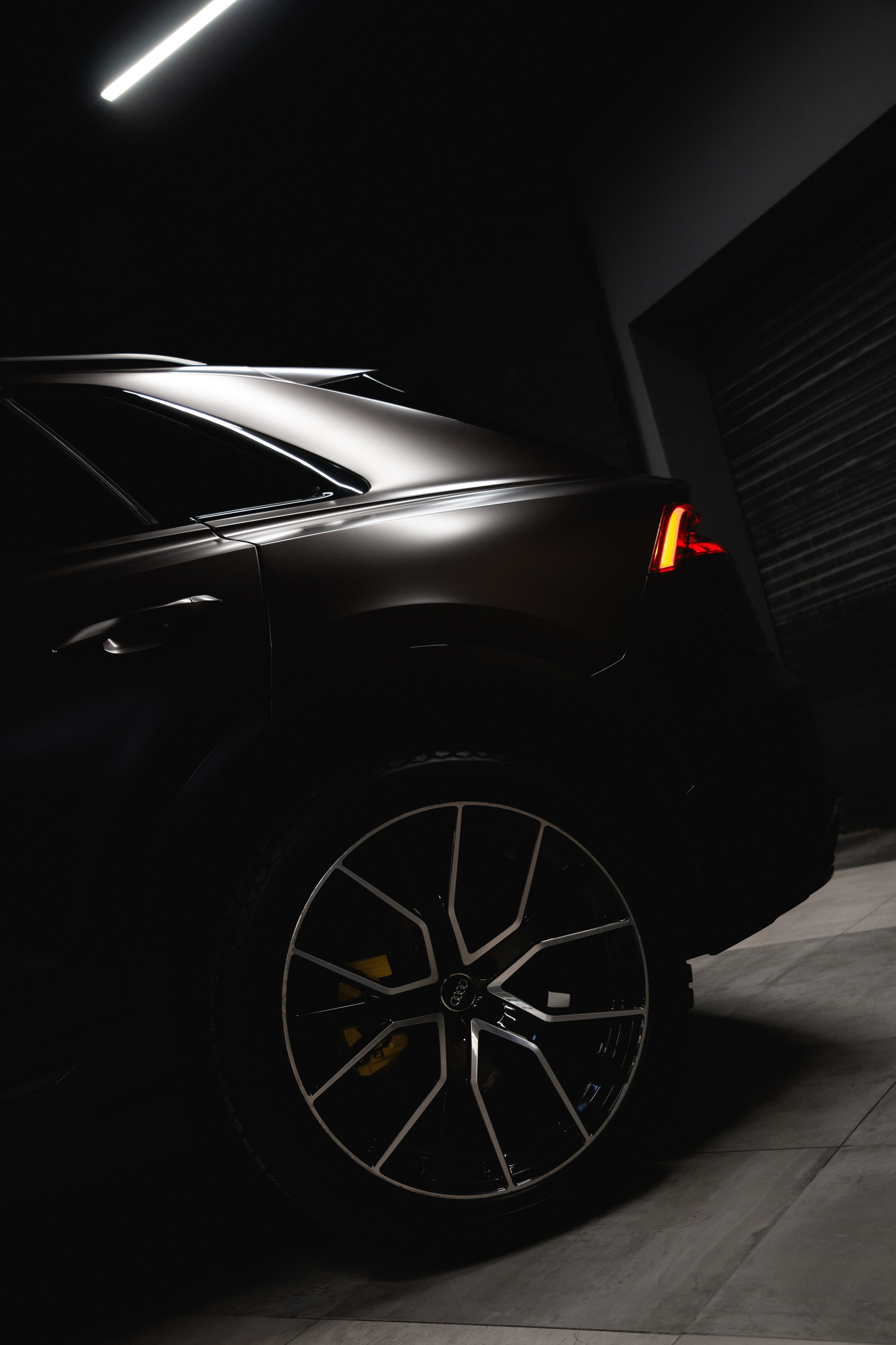 Audi Q8 matte. Автомобильный фотограф и видеограф в Новосибирске|Александра Косухина