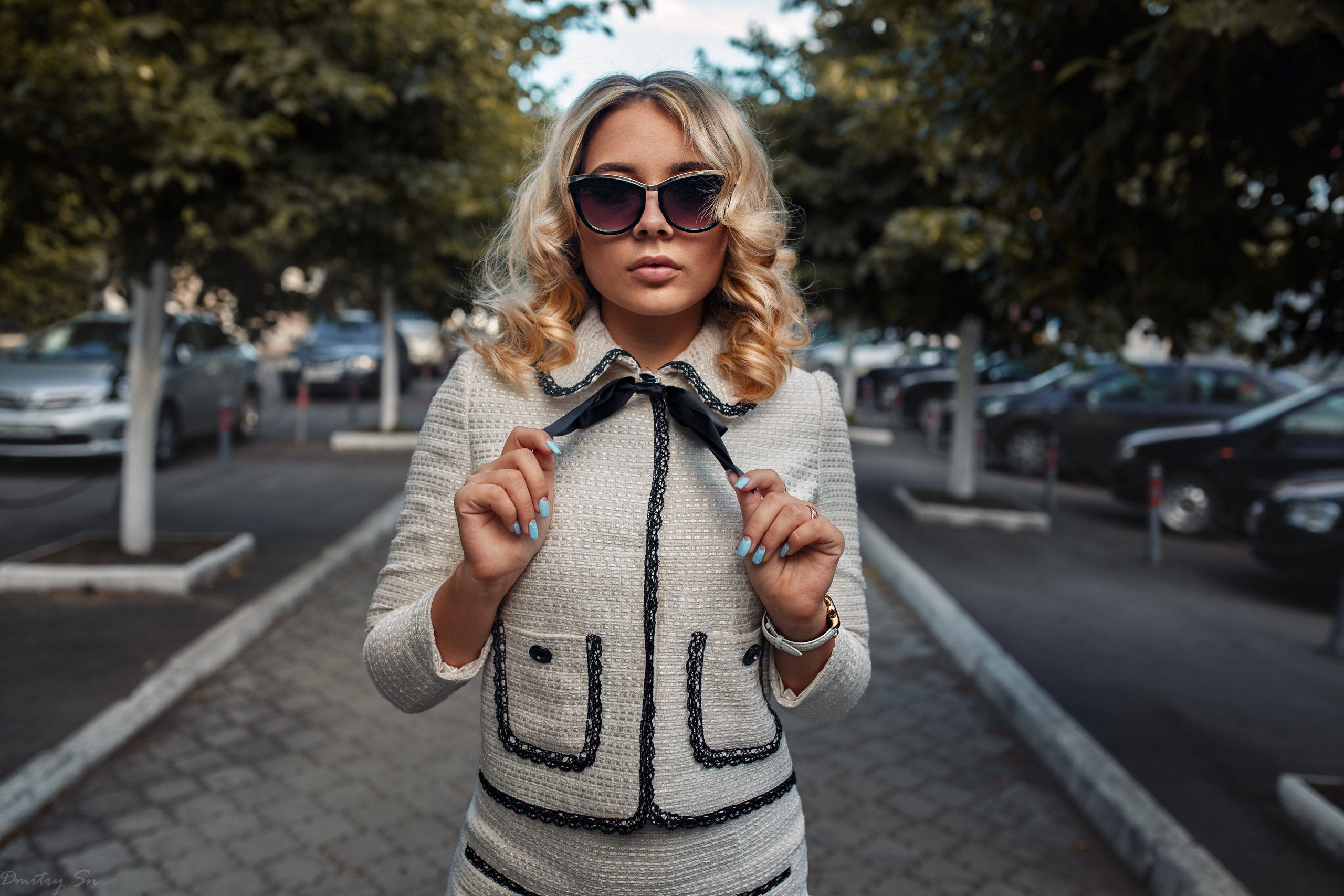Фотосессия с Надеждой в виде городской прогулки для «себя»