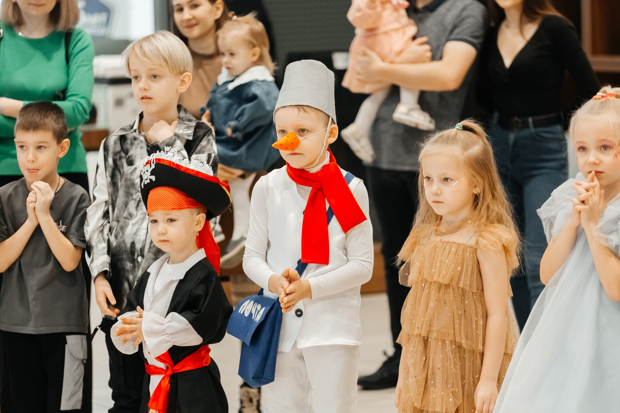 Детский мастер-класс в «Картель Авто» — «Студия чудес Алиса». Фотограф Кемерово | Сергей