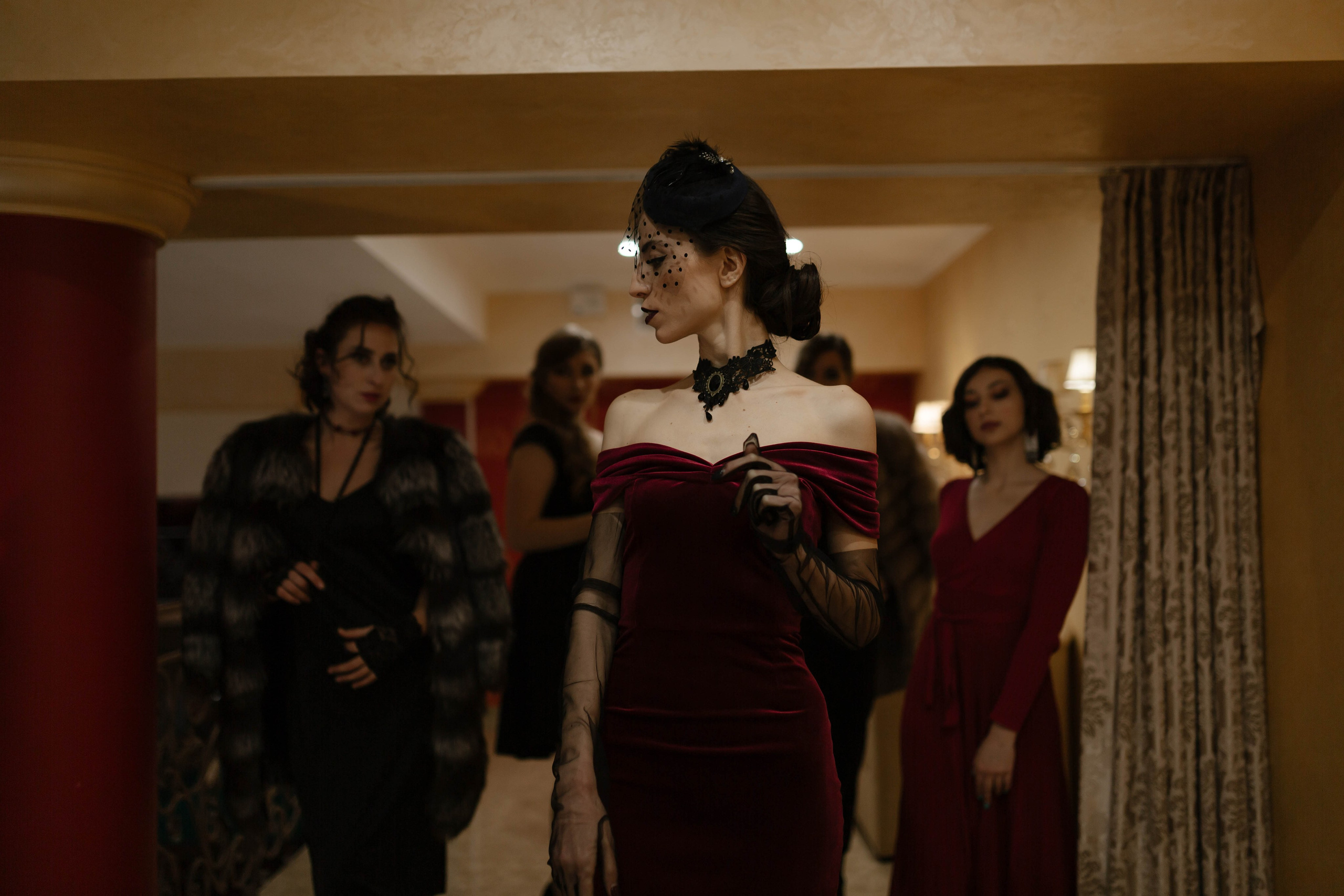 Сходка по Острым козырькам. Портретный фотограф в Симферополе Екатерина Аляпина