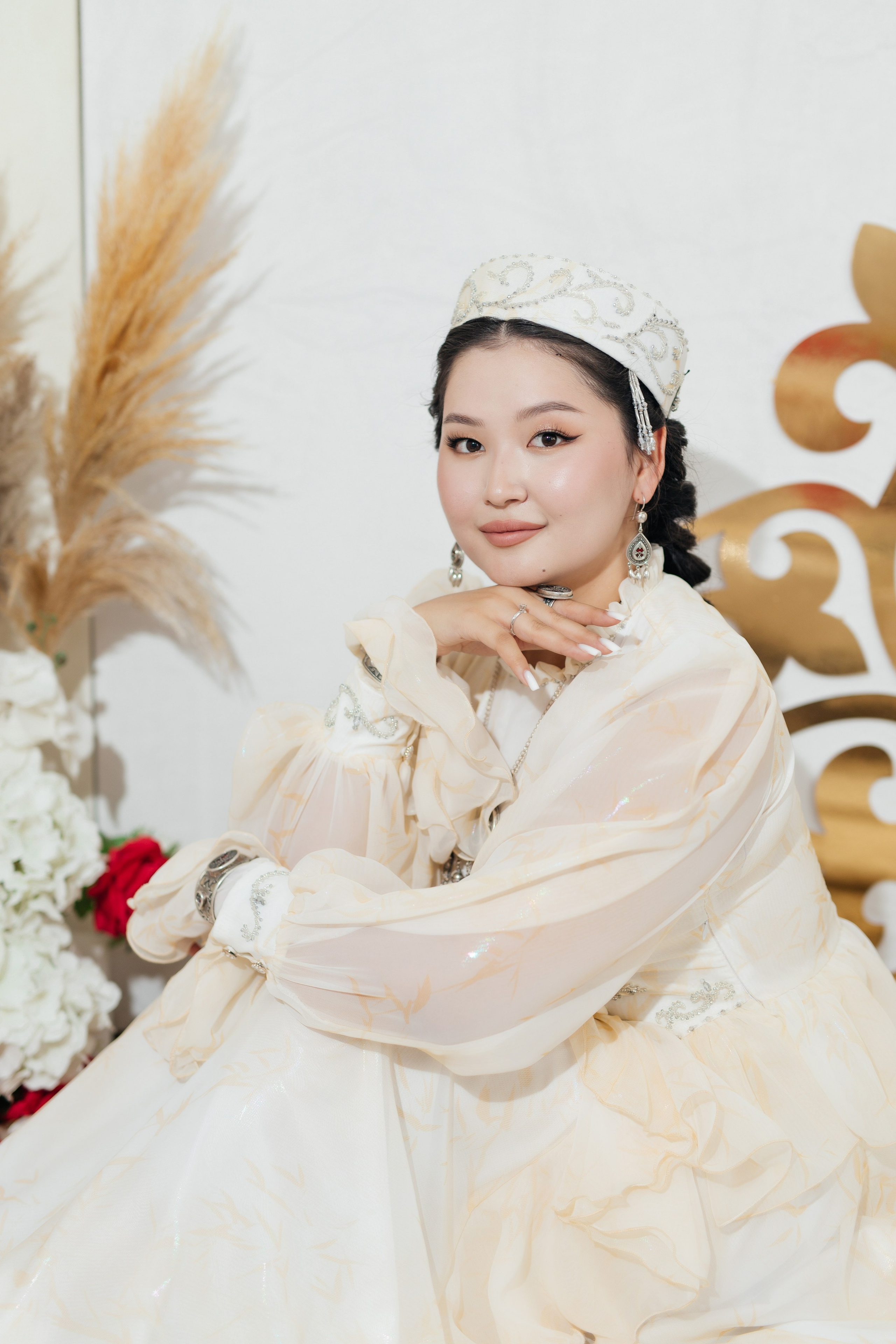 Aynur — syrğa salu. Wedding and Love story Photographer