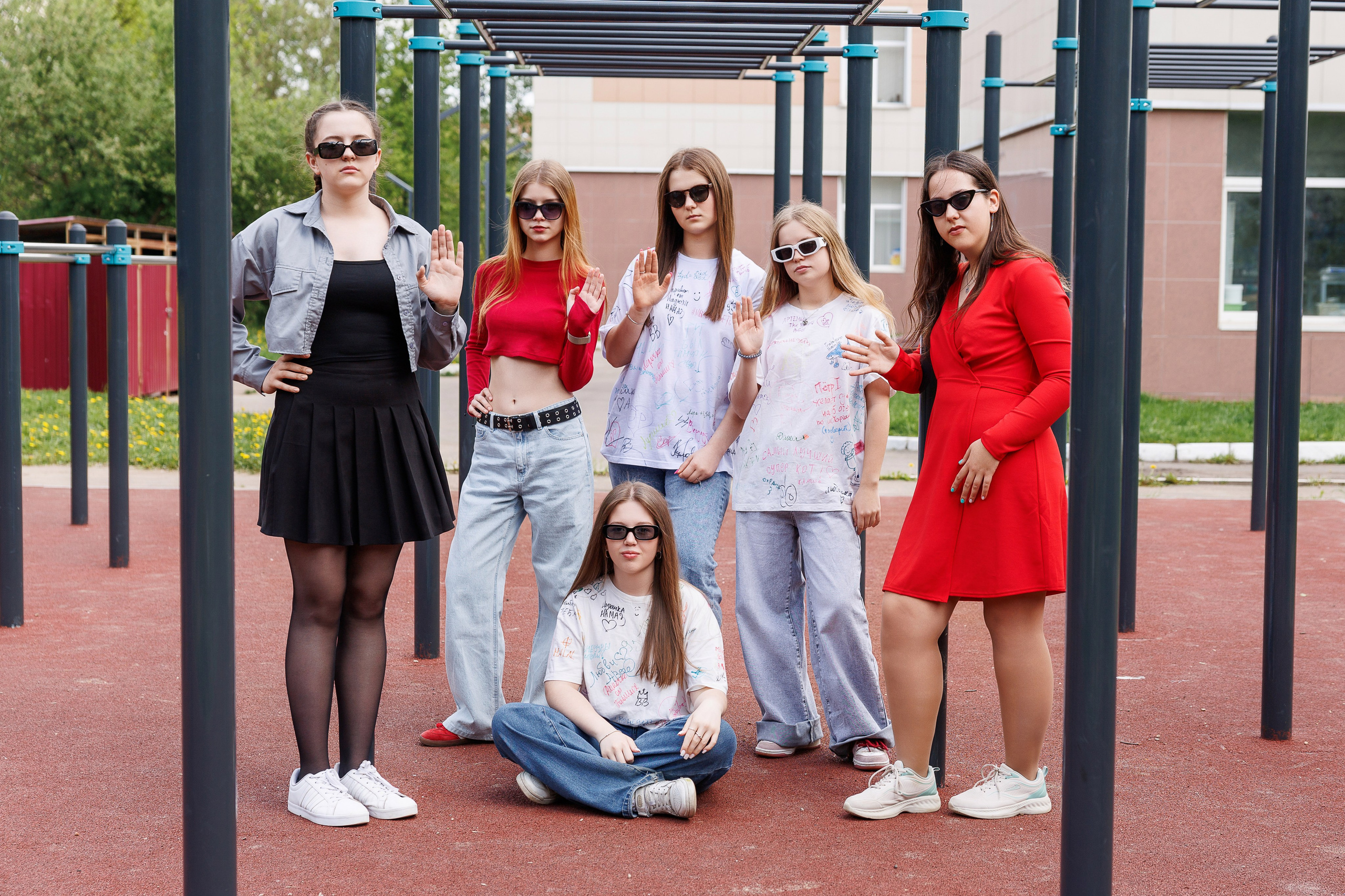 СТАРШАЯ ШКОЛА. Выпускные альбомы, школьные фотографии, детский сад, Москва и Московская область