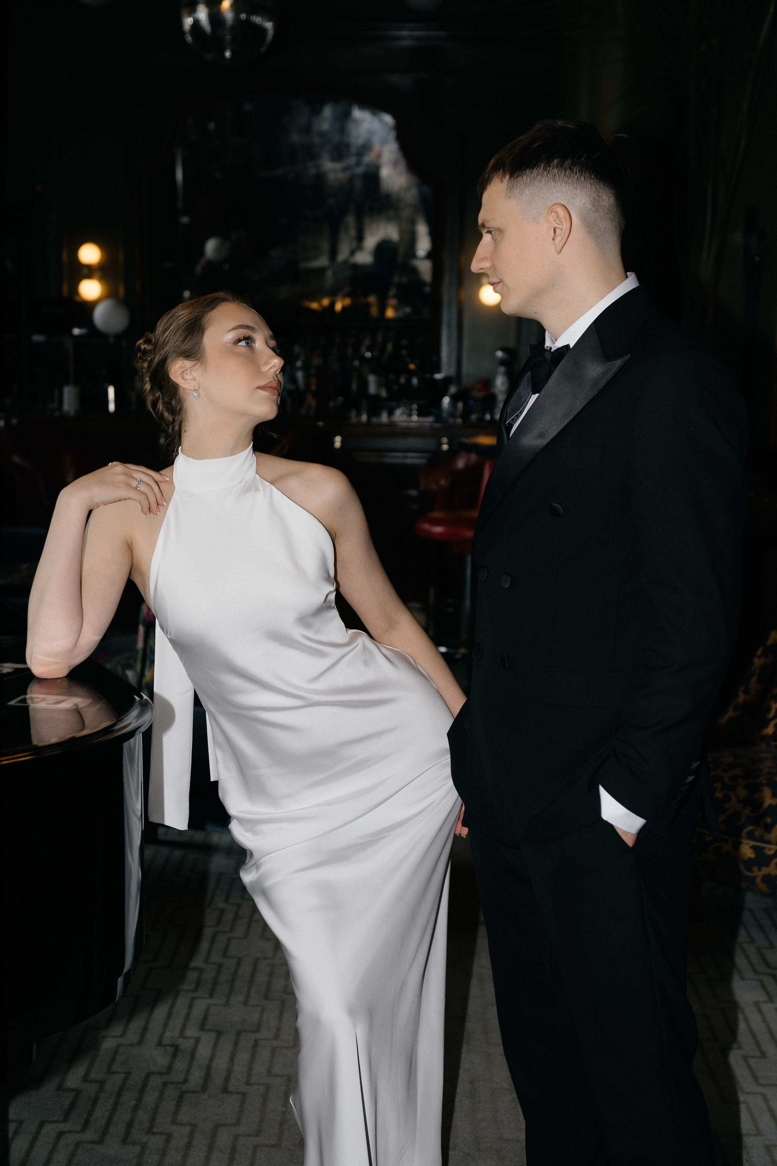 Wedding day in Martinique Bar. Wedding PHOTOGRAPHER Andrew Vnukov