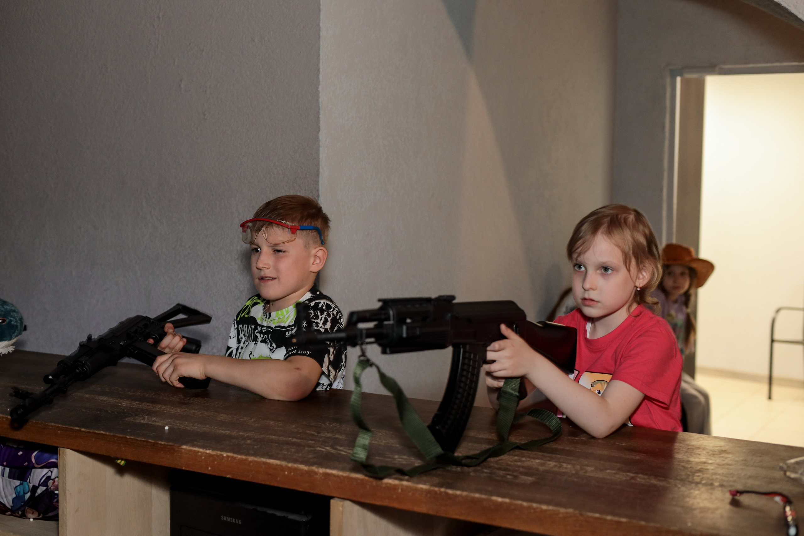 День рождение в стрелковом клубе. Фотограф Надршина Лилия