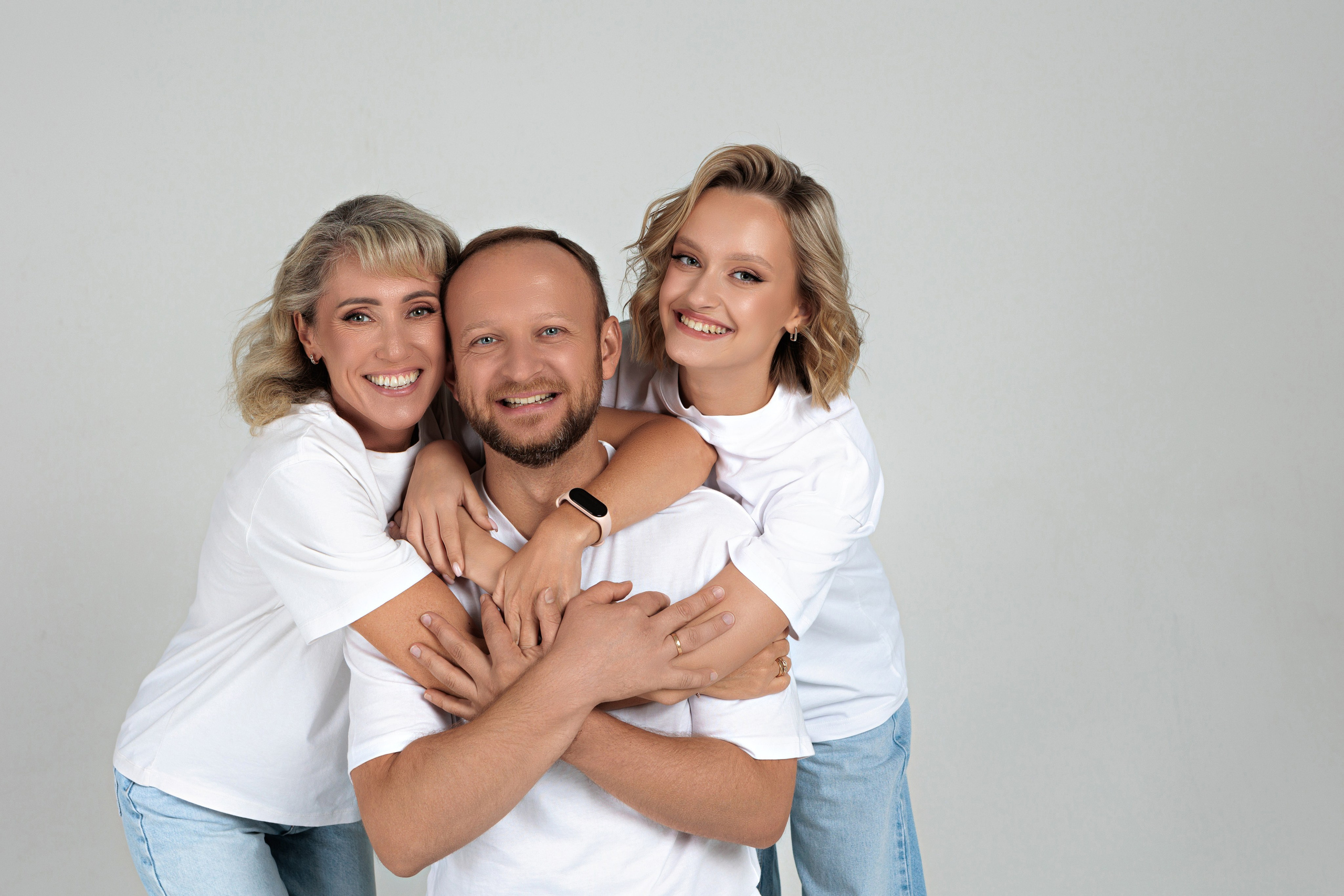 Семейная студийная съемка. Фотограф беременности и семейных историй в Москве Юлия Варт