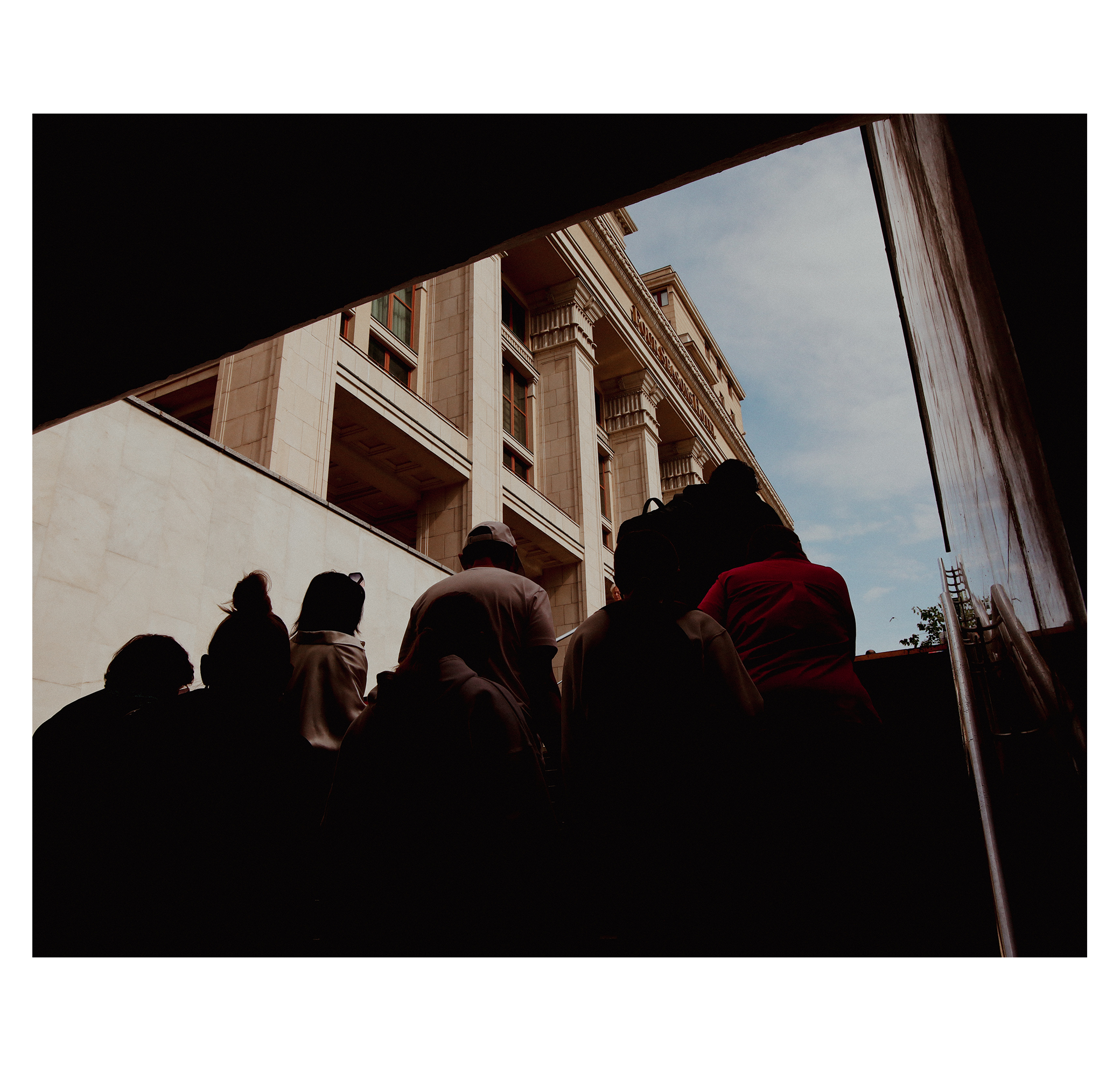 MOSCOW TAPE. Фотограф/дизайнер в Екатеринбурге Хитрый Дмитрий