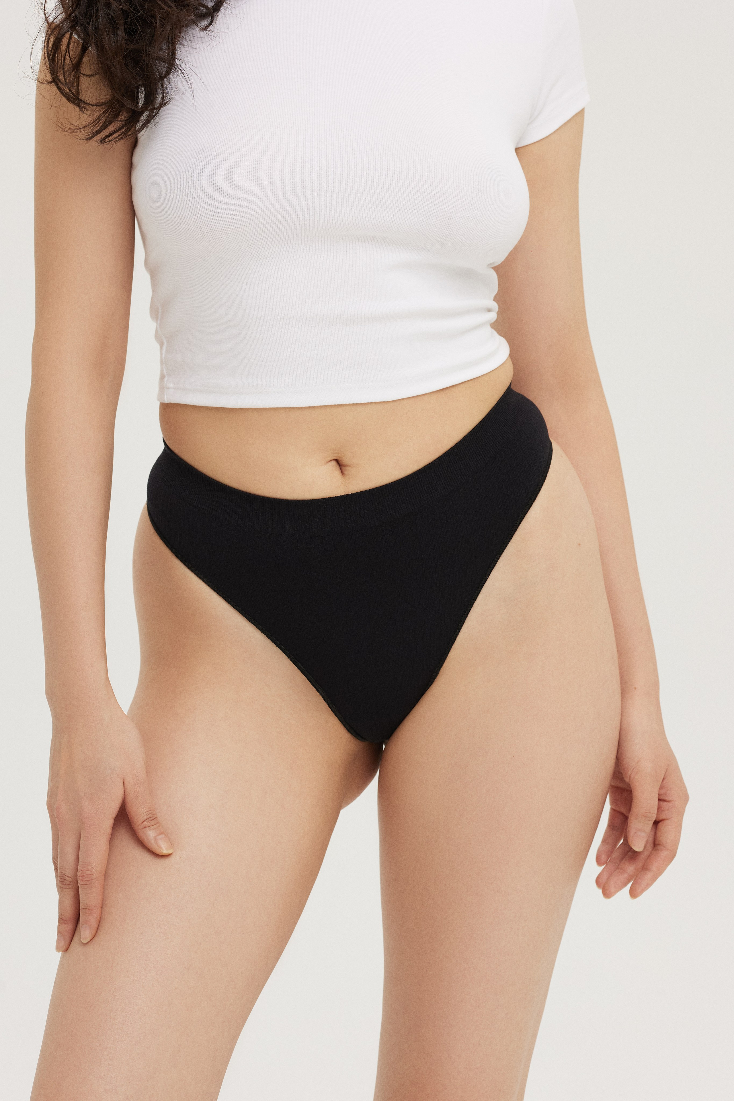 Beljoli. Fashion and advertising photographer