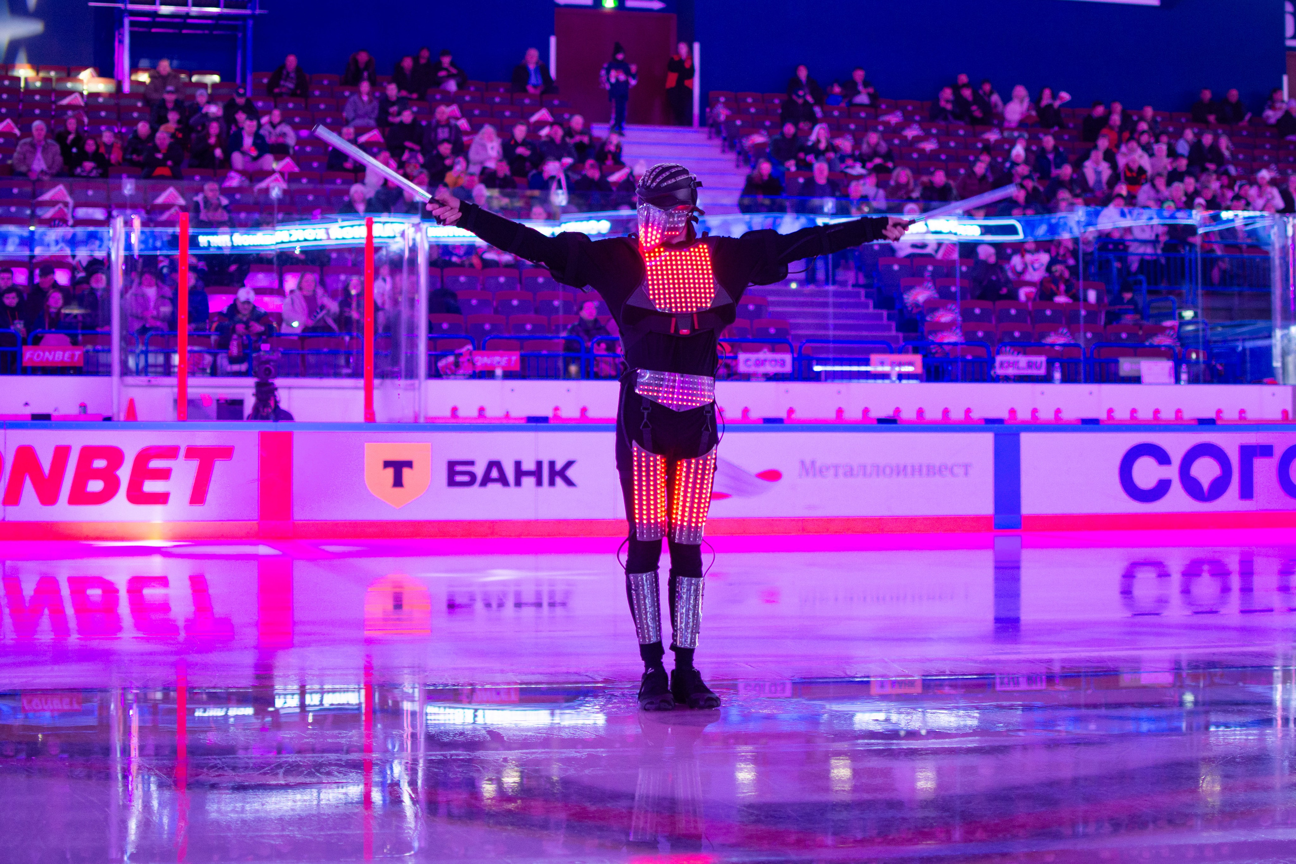 Призетация ТАНК в арене Металлург. Evgeniy Roslov