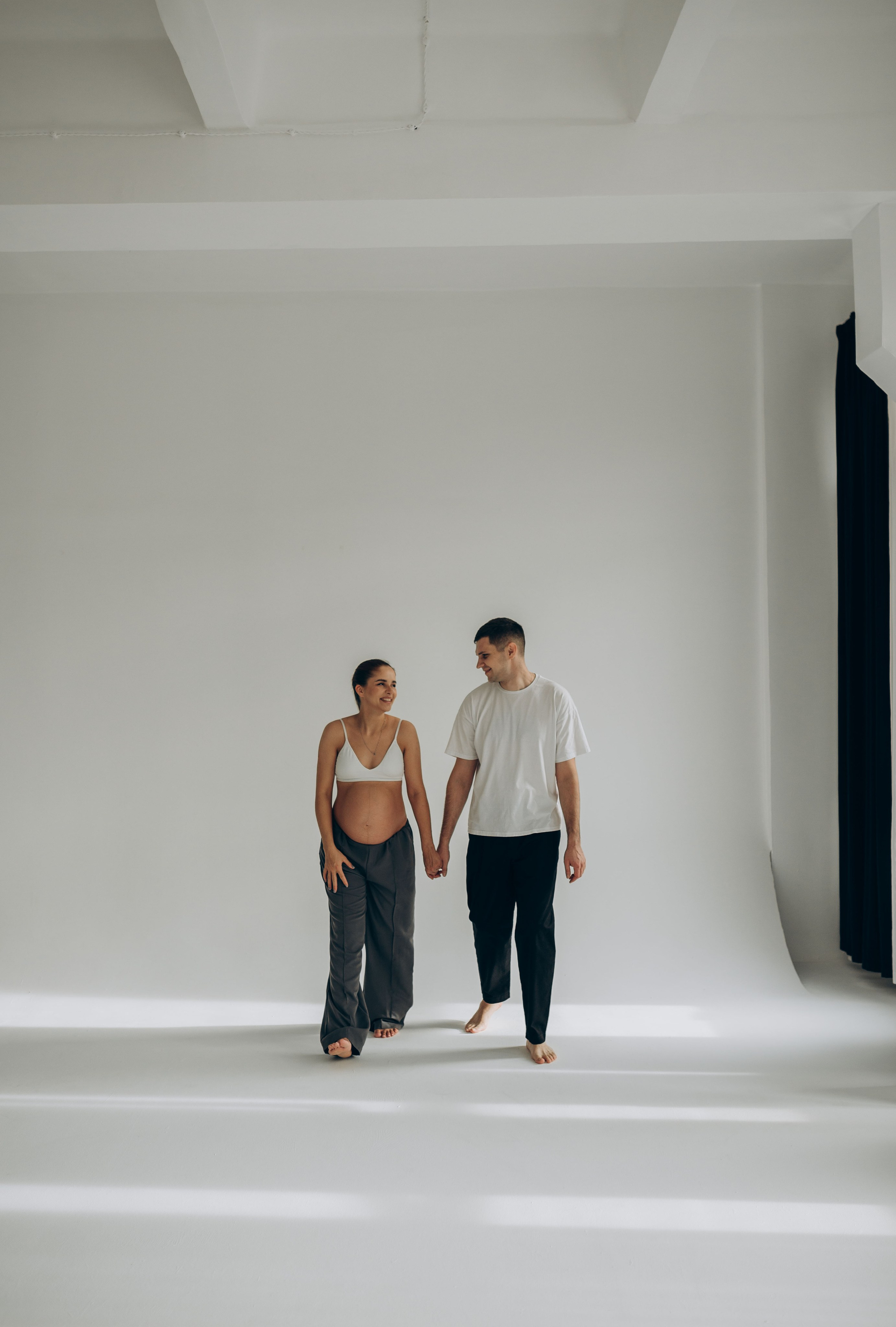 Фотосессия беременности в студии. Семейный фотограф в Домодедово и Москве Елена Пичугина