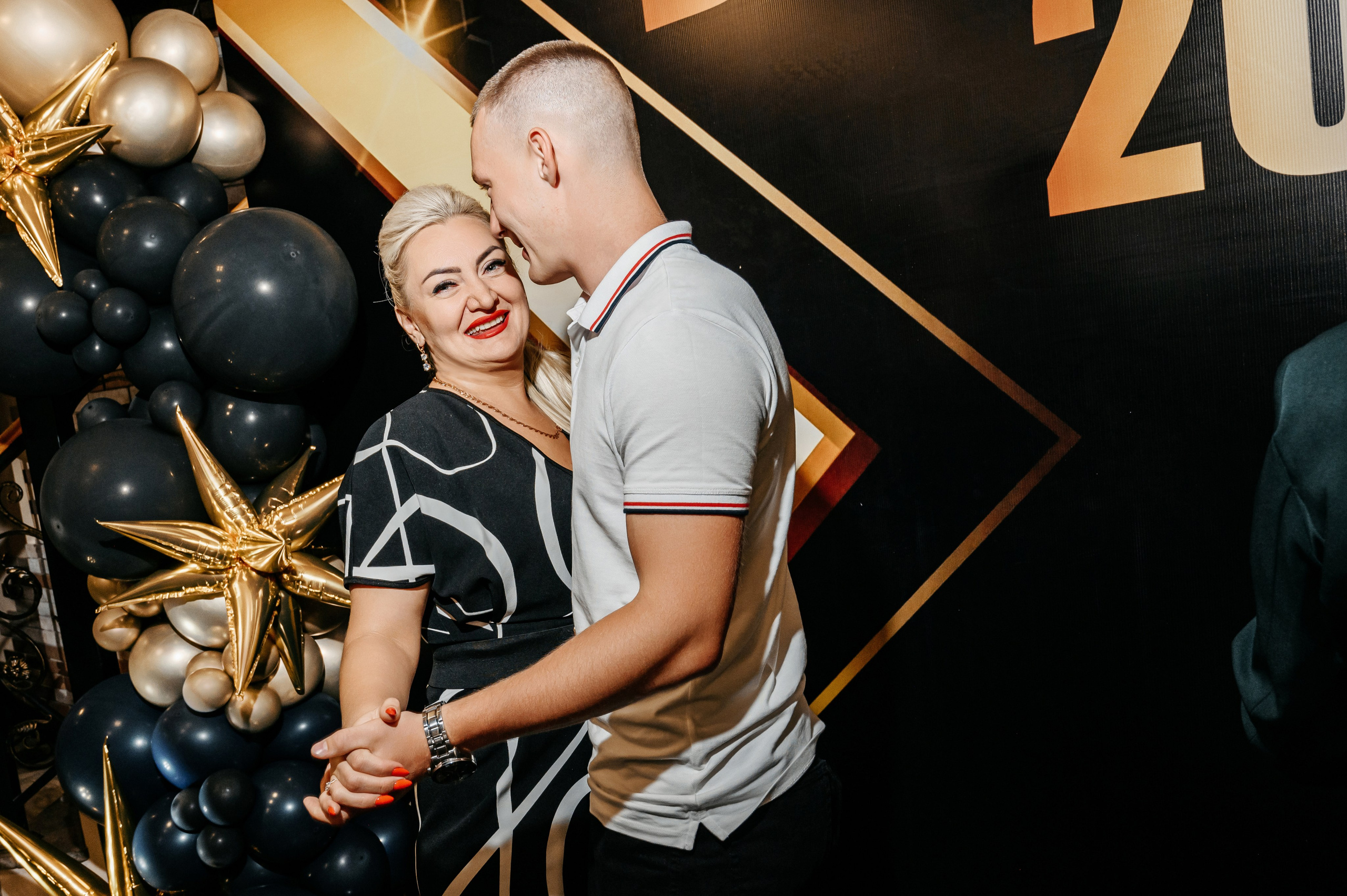 Выпускной Школа 54. Фотограф Владивосток. Игорь Кирсанов