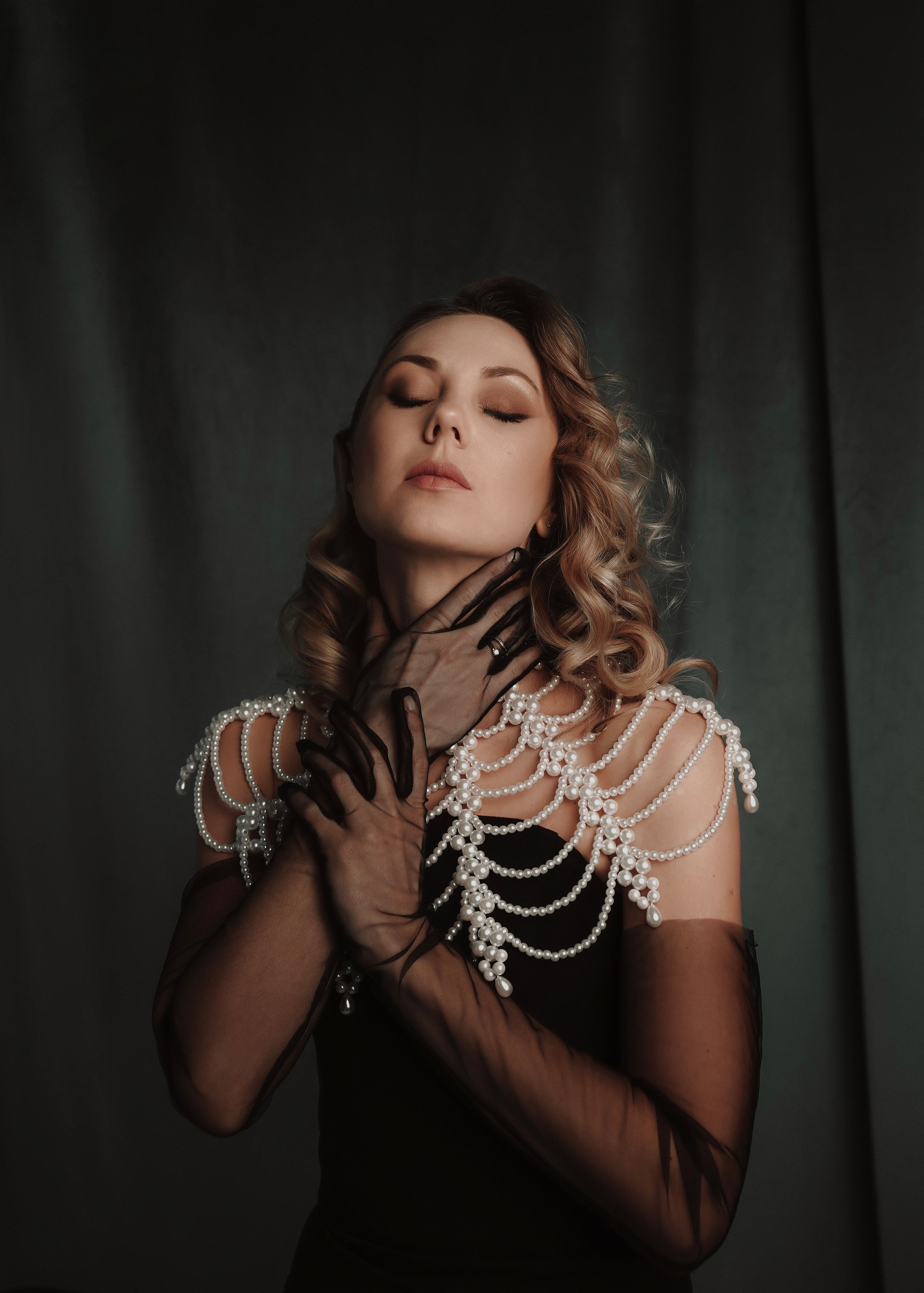 Женская фотосъемка в Ростове-на-Дону. Всё включено! Фотограф Алёна Чёботова. Свадебный фотограф в Ростове-на-Дону. Таинство Крещения и Венчания, семейные фотосессии. Алёна Чёботова