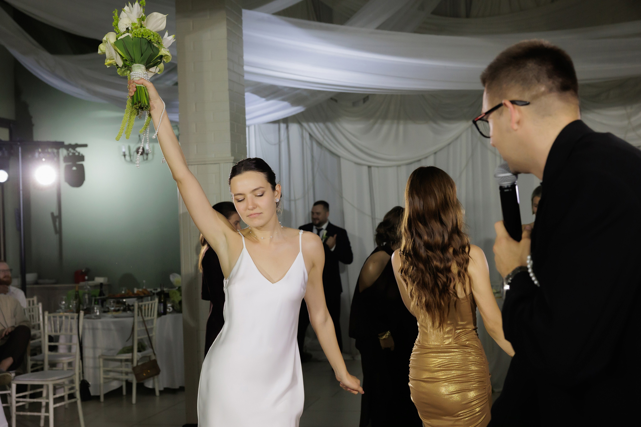 Ты рядом со мной, и это — самый чистый кайф! ♥. Свадебный фотограф Калининград