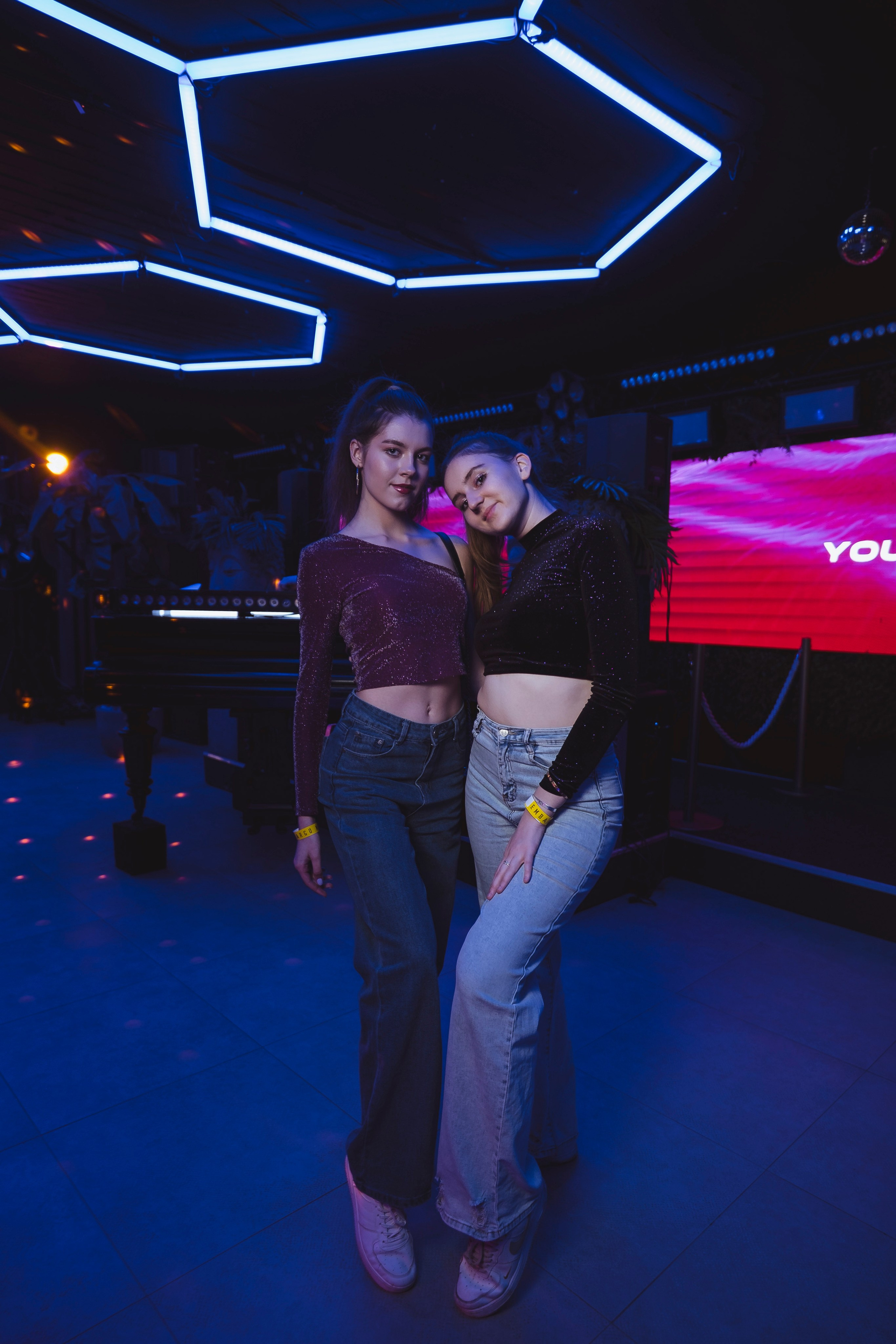 Embargo 30/03. Главная