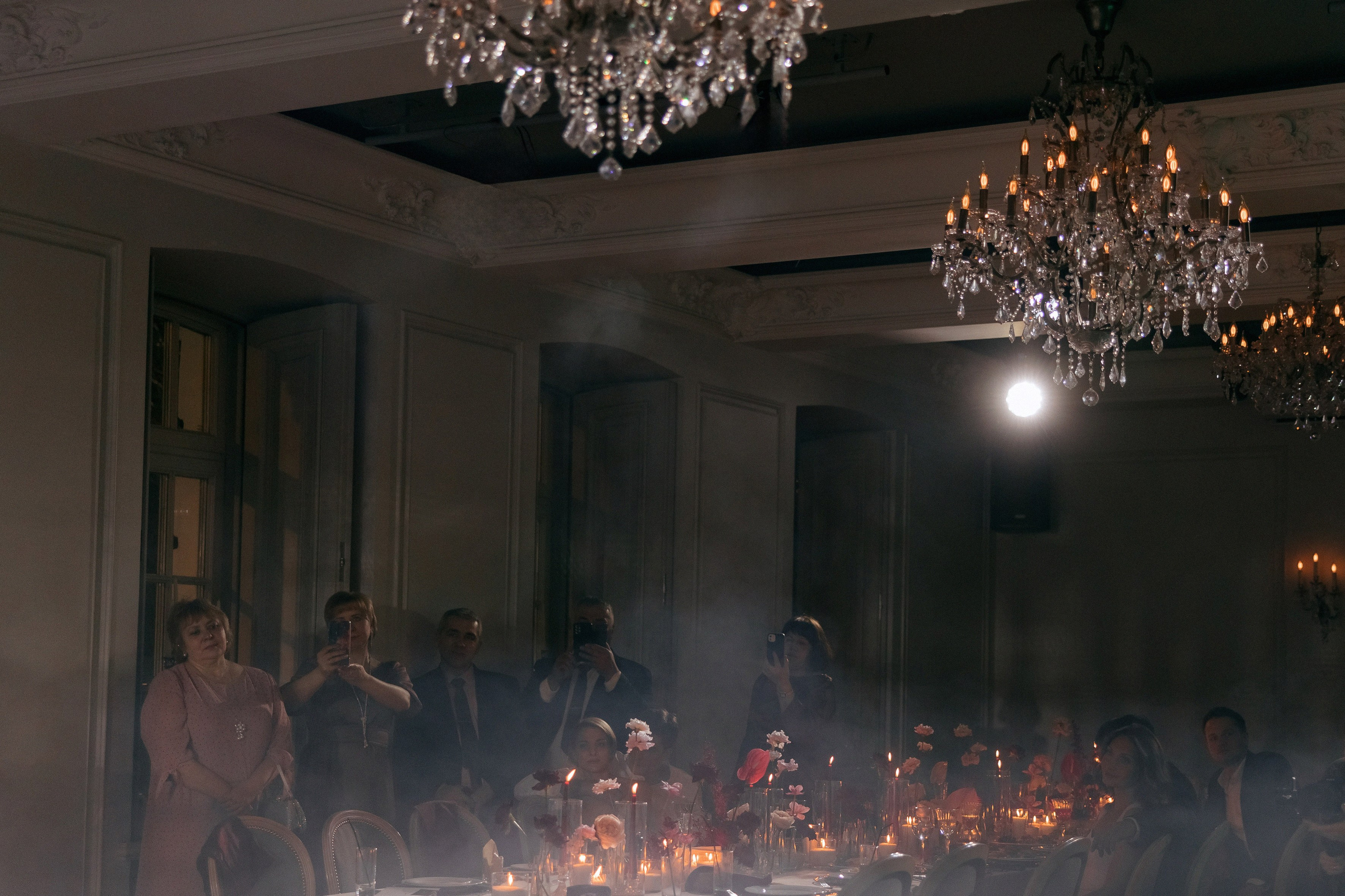 Юлия и Александр в отеле '12 причин' и кафе 'Мишель'. Свадебный фотограф Москва