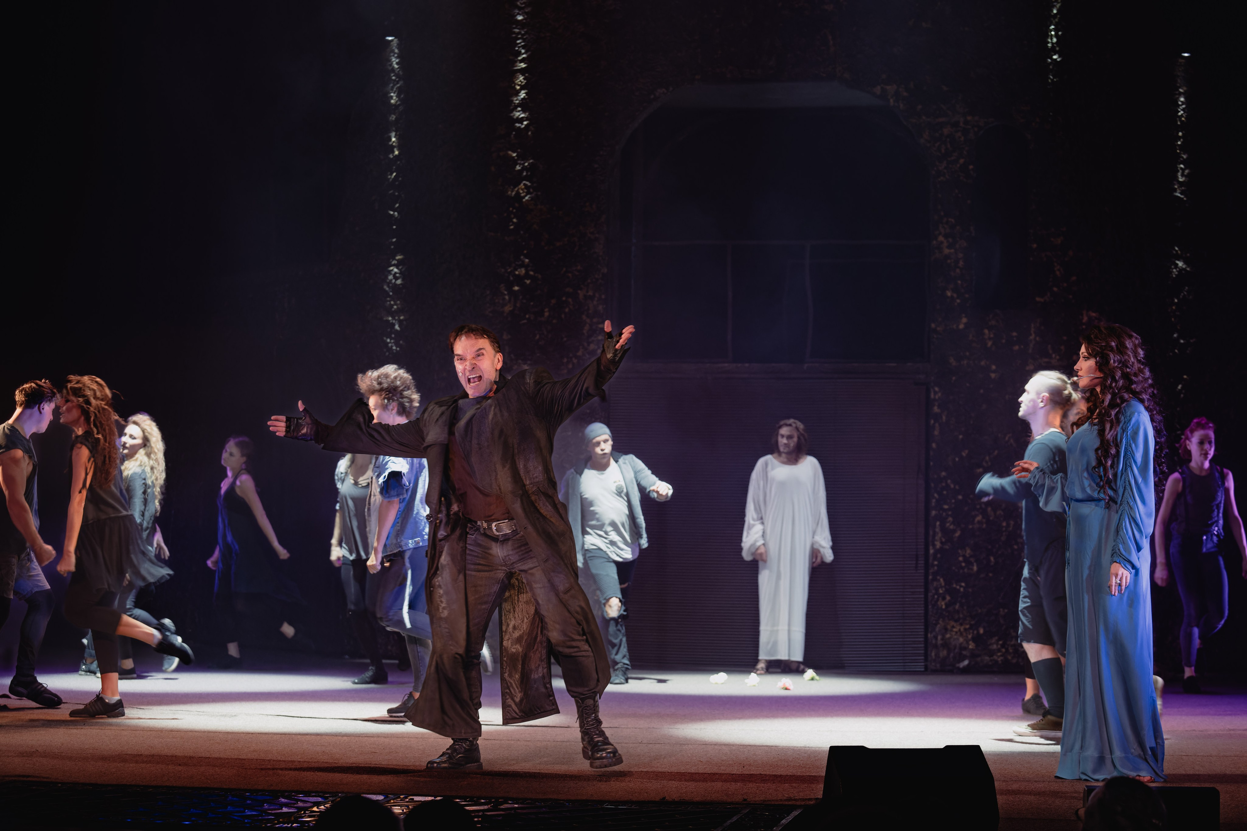 Театр Моссовета: Иисус Христос — Суперзвезда — 33 года на сцене. Сайт фотографа Сергея Абрамова