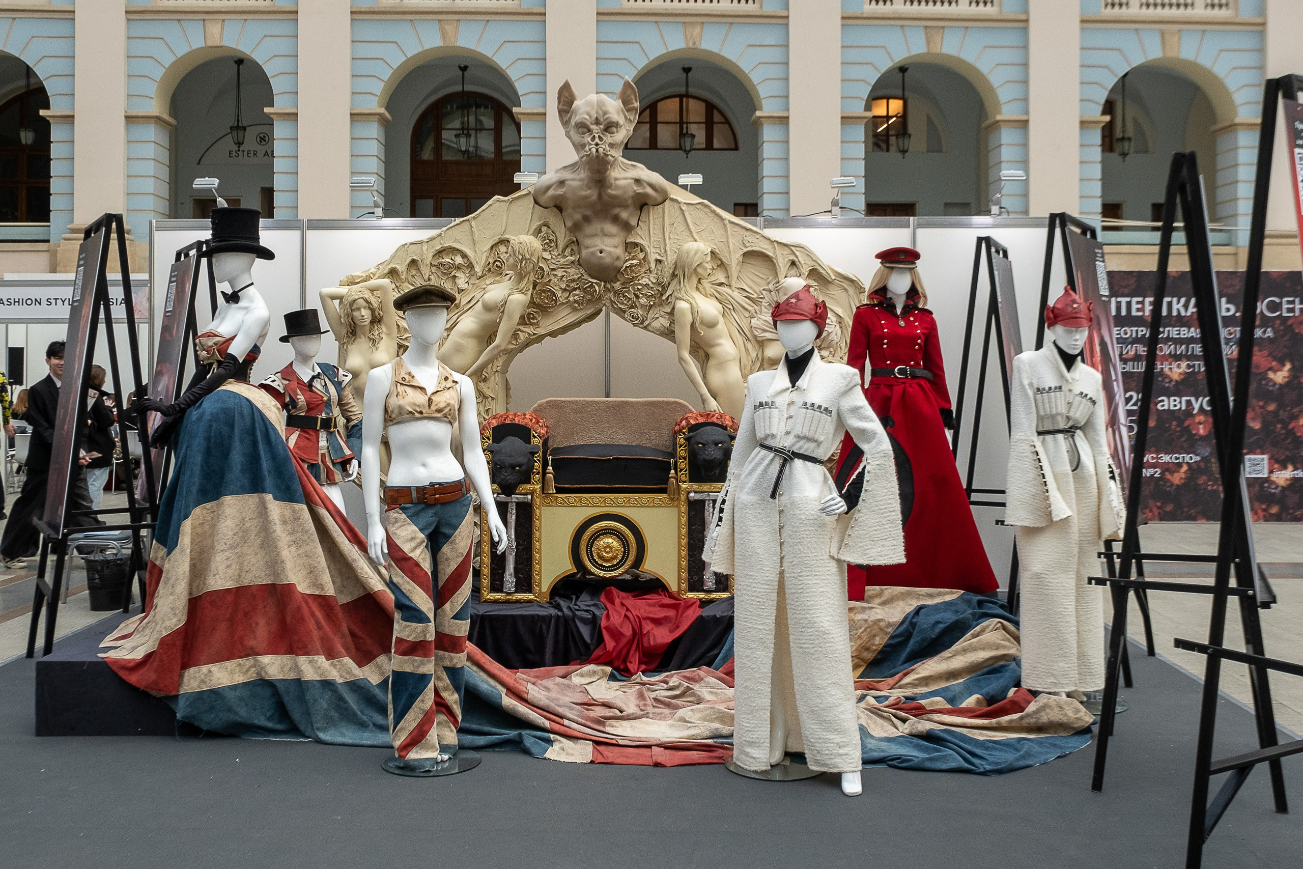 Репортажная фотосессия на выставке Fashion Stile