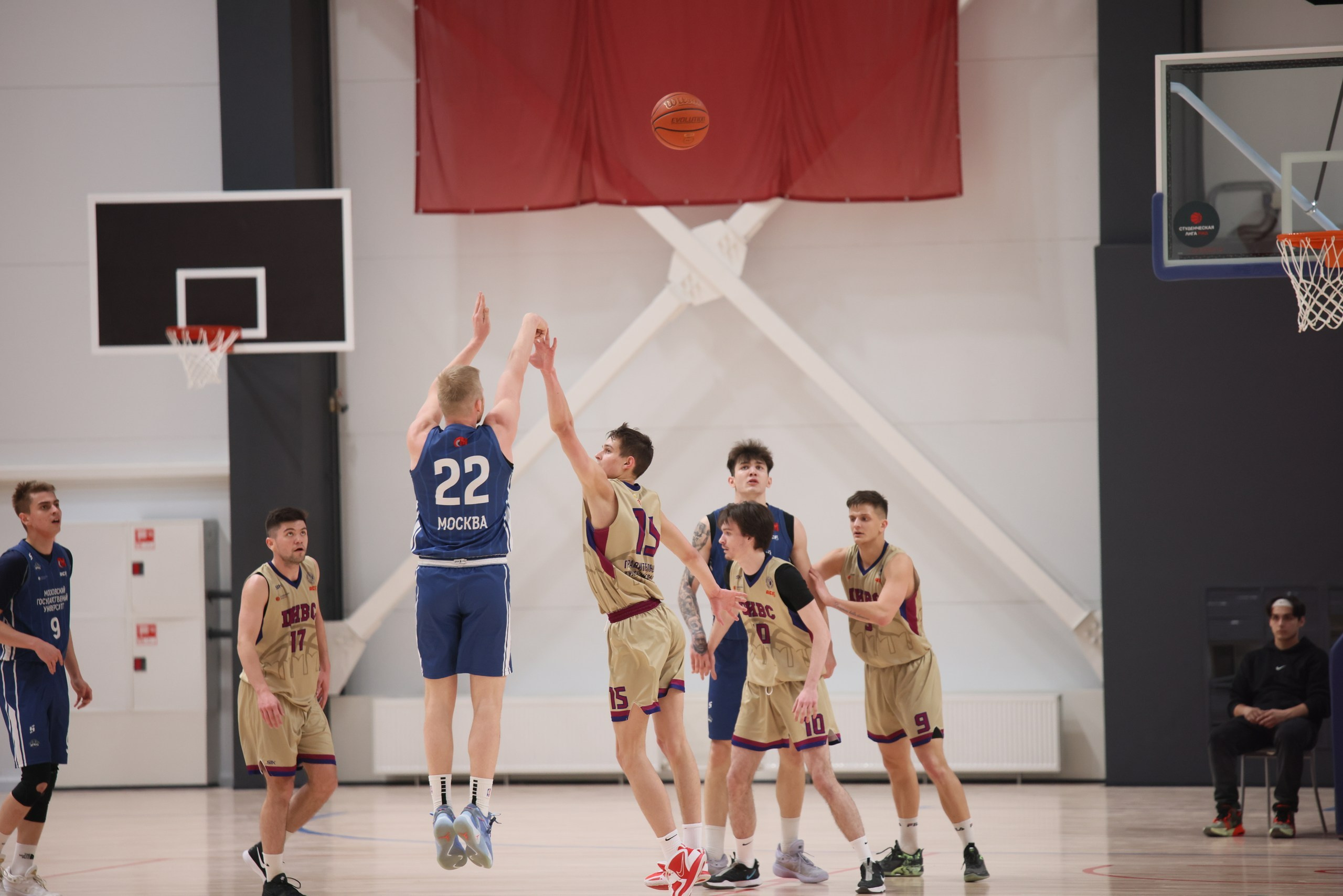Баскетбол ТулГу VS МГУ. Фотограф в Туле Крупский АнДРей. Фотостудия «КАДР71» в Туле