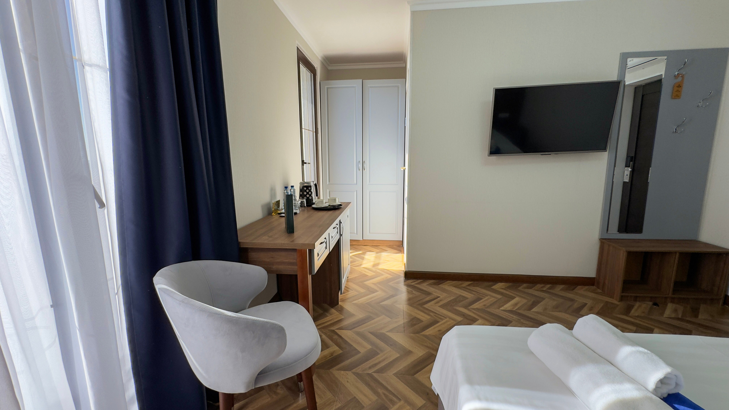 Грейс Бриз. Главная