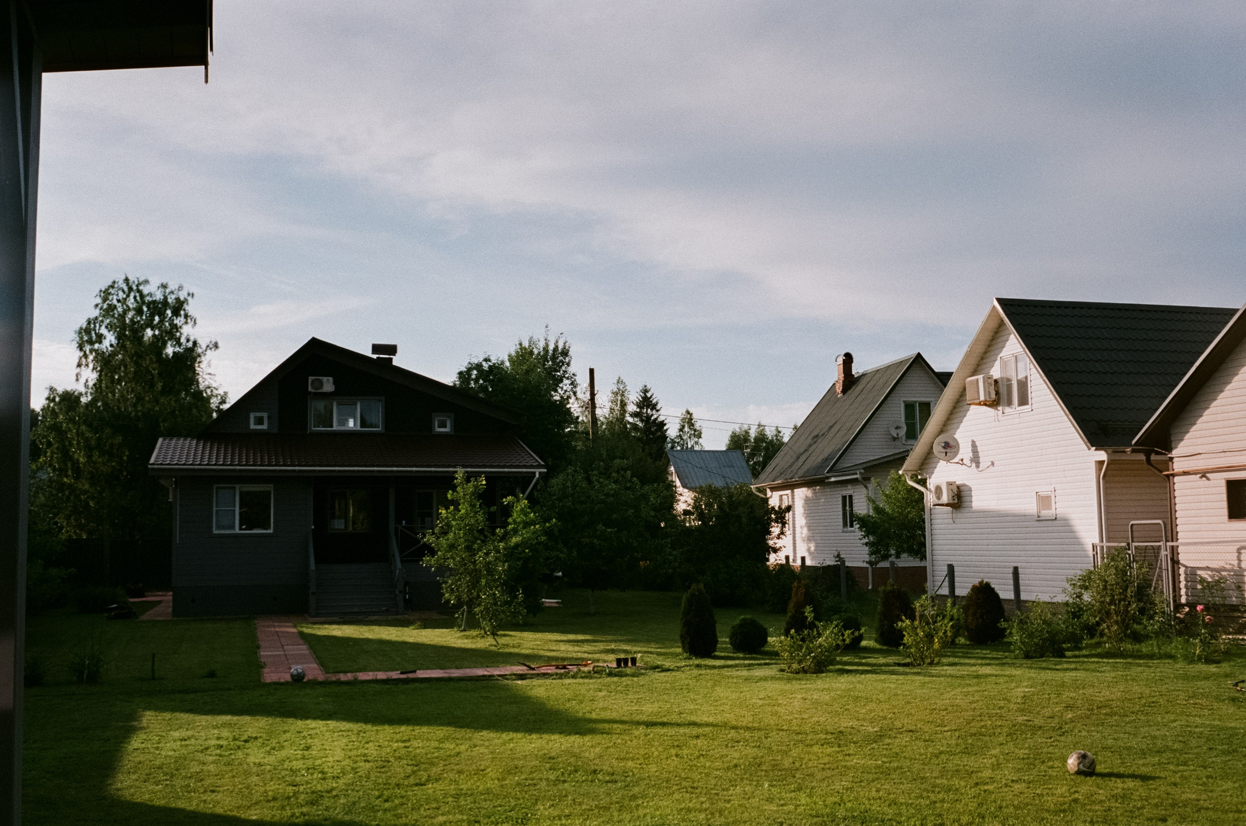 Minox 35 GT (2) / Fujicolor Superia X-tra 400 (просрочка) / июнь 2024