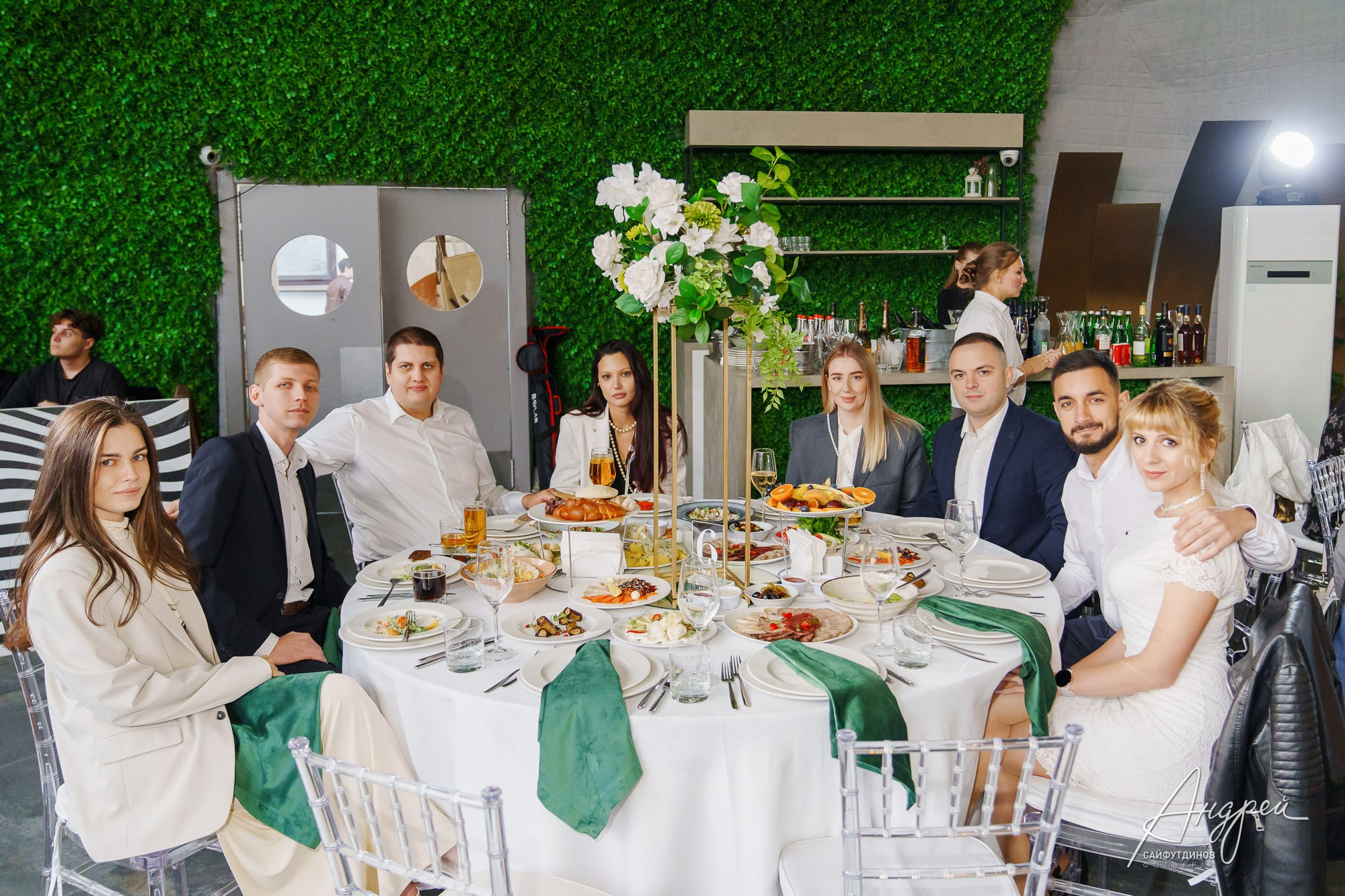 Фотоотчёт и бэкстейдж свадебной фотосессии. Свадебный и семейный фотограф в Ростове-на-Дону. Андрей Сайфутдинов