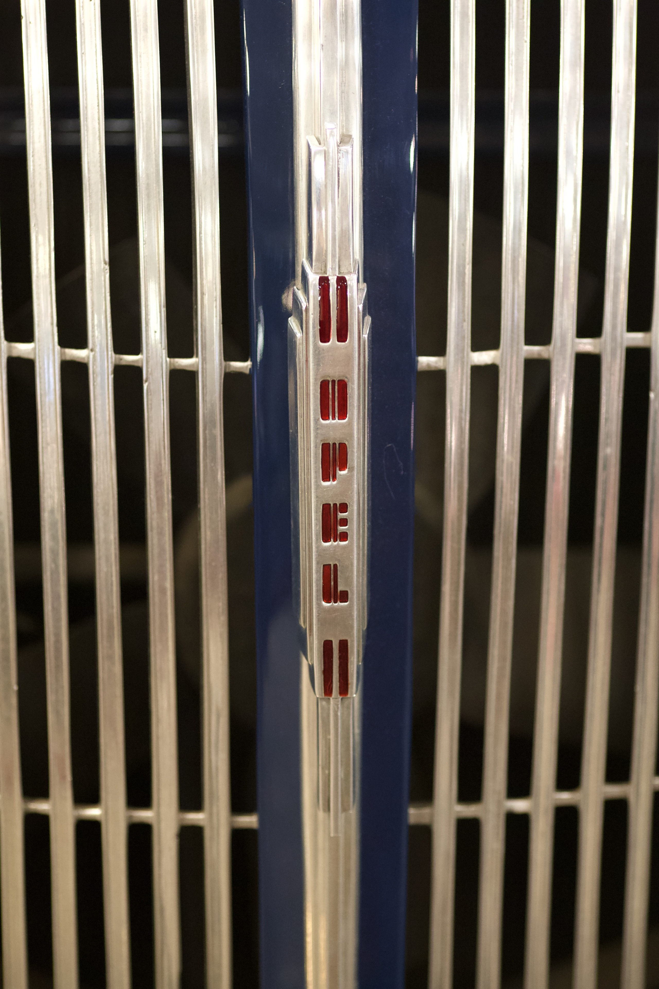 Музей Техники Вадима Задорожного. Школьные выпускные альбомы в Москве Марина Николаева