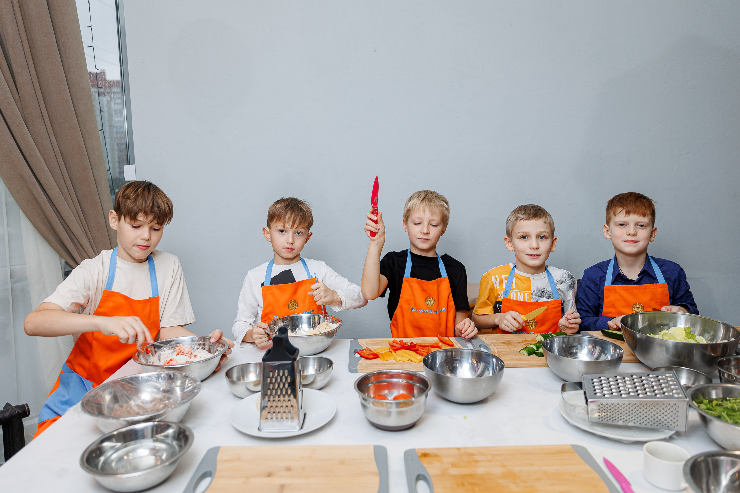 День рождения Насти «Венсдэй во Вкусотеррии». Семейный и детский фотограф Комина Елена, Власиха, Одинцово