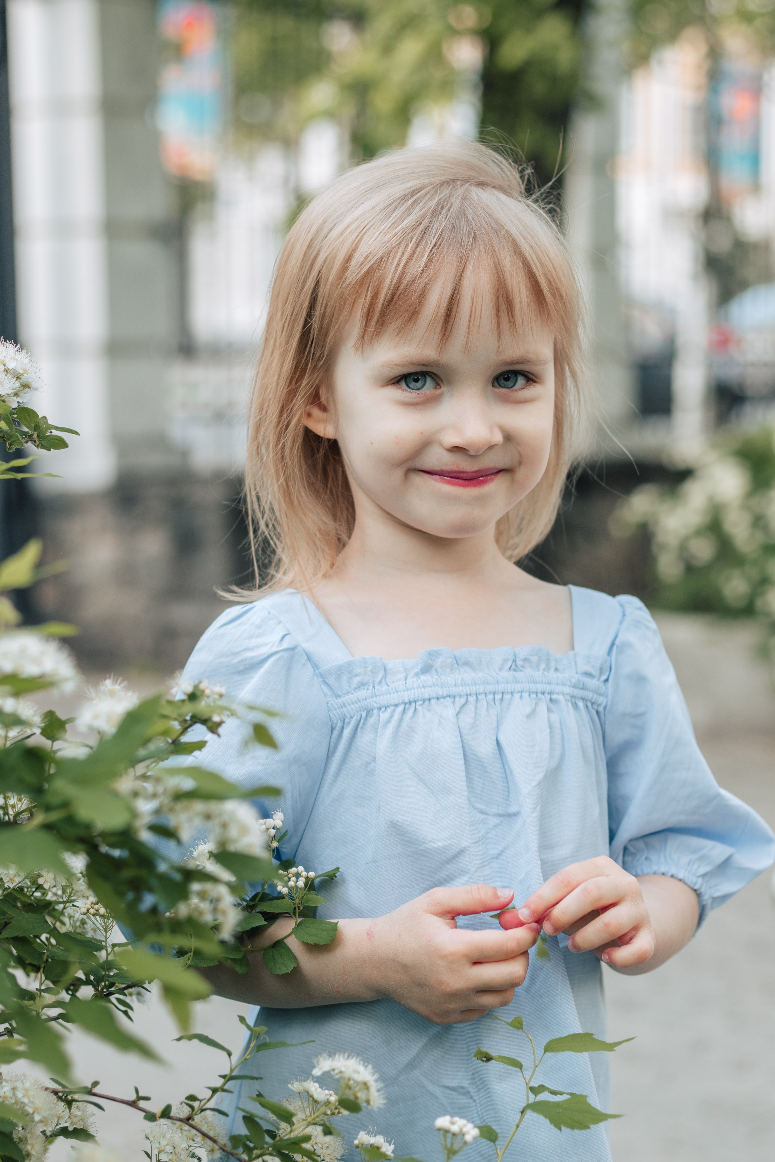 Прогулка с мамой по городу