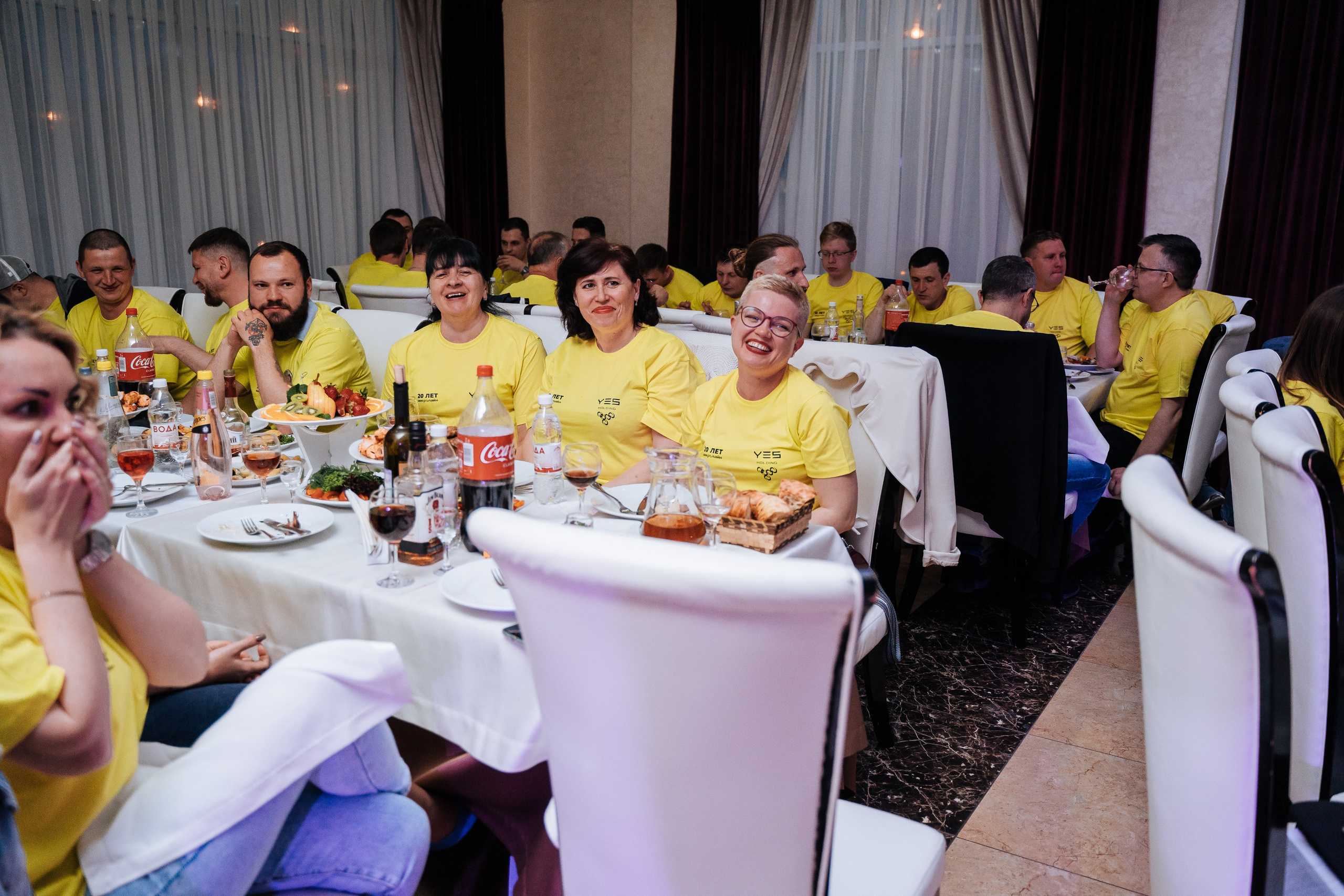 Yes Holding. Свадебный фотограф в Симферополе